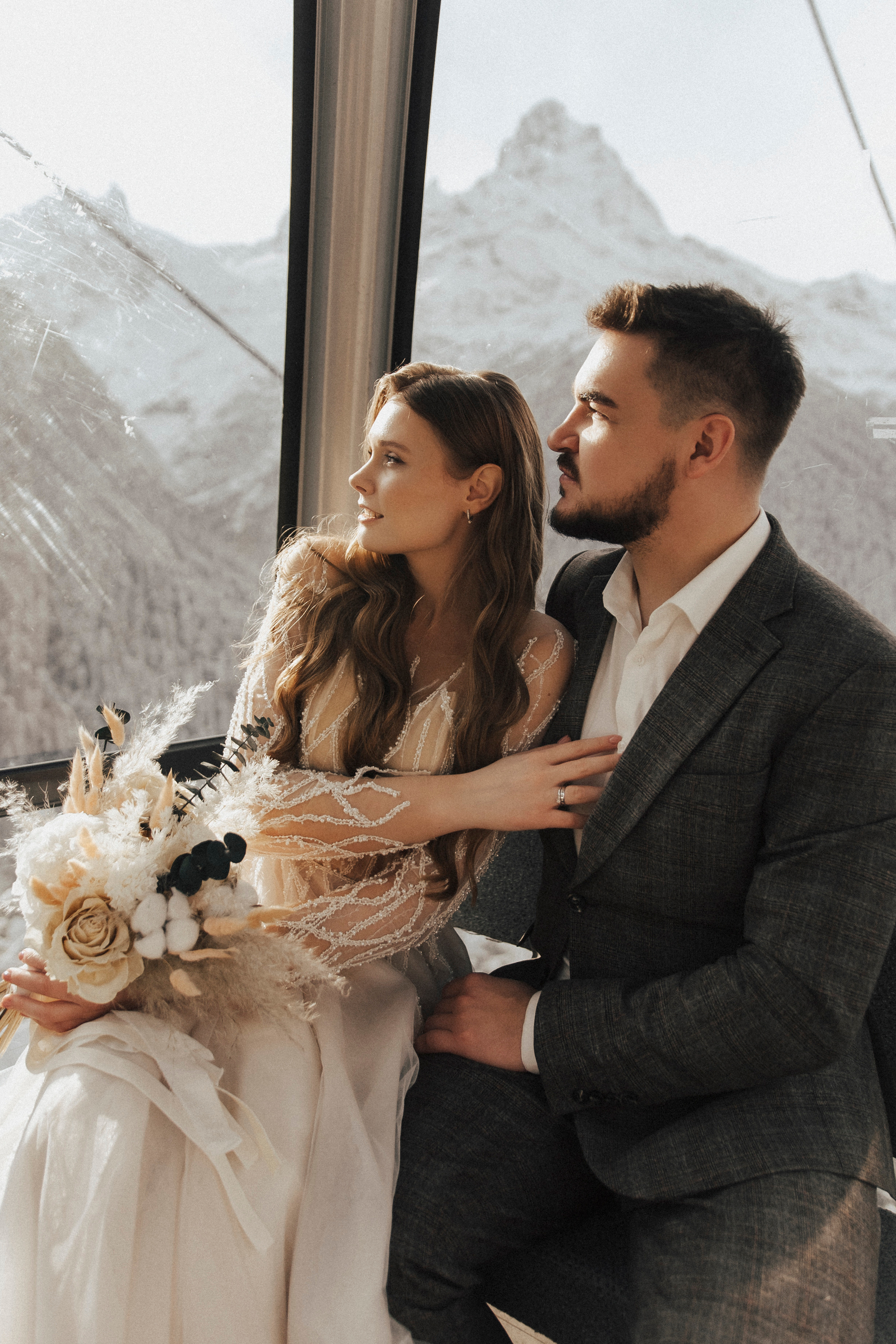 Свадебный  фотограф Домбай Архыз Эльбрус Пятигорск кмв Гудаури Свадьба в горах Фотосессии