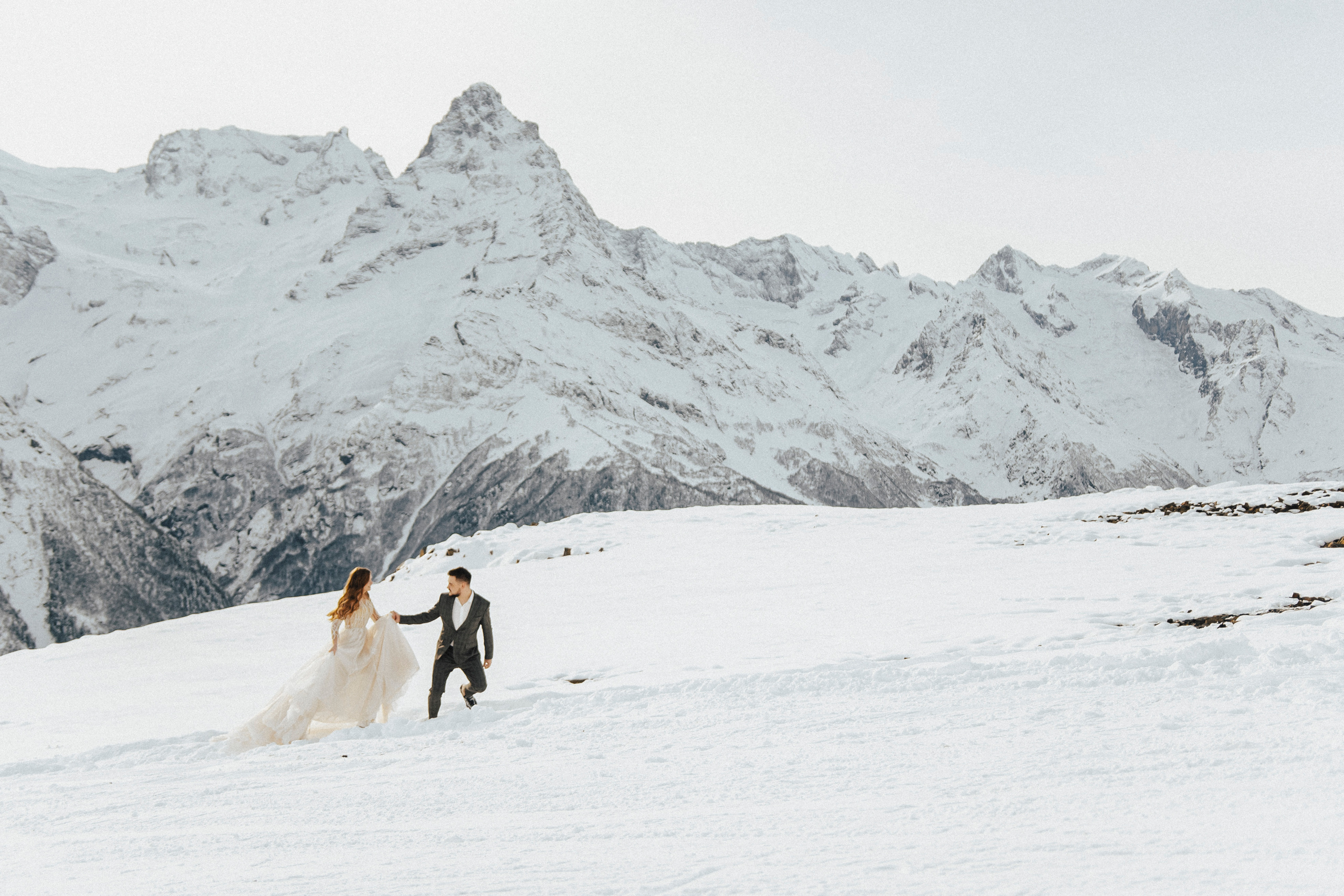 Свадебный фотограф Домбай Архыз Эльбрус Пятигорск кмв Свадьба в горах Фотосессии