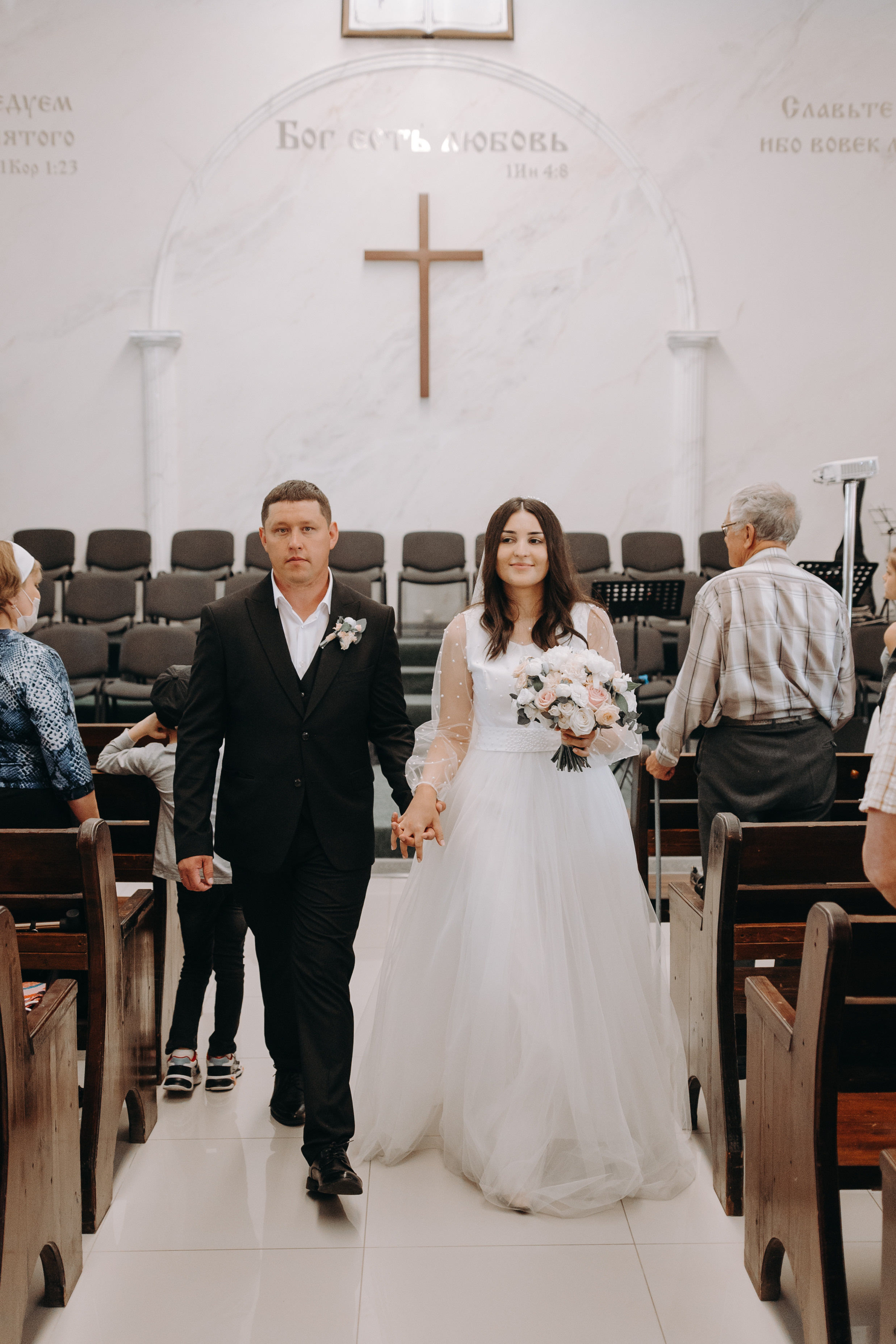 Венчание в католичсекой церкви пятигорск кмв свадебный фотограф 