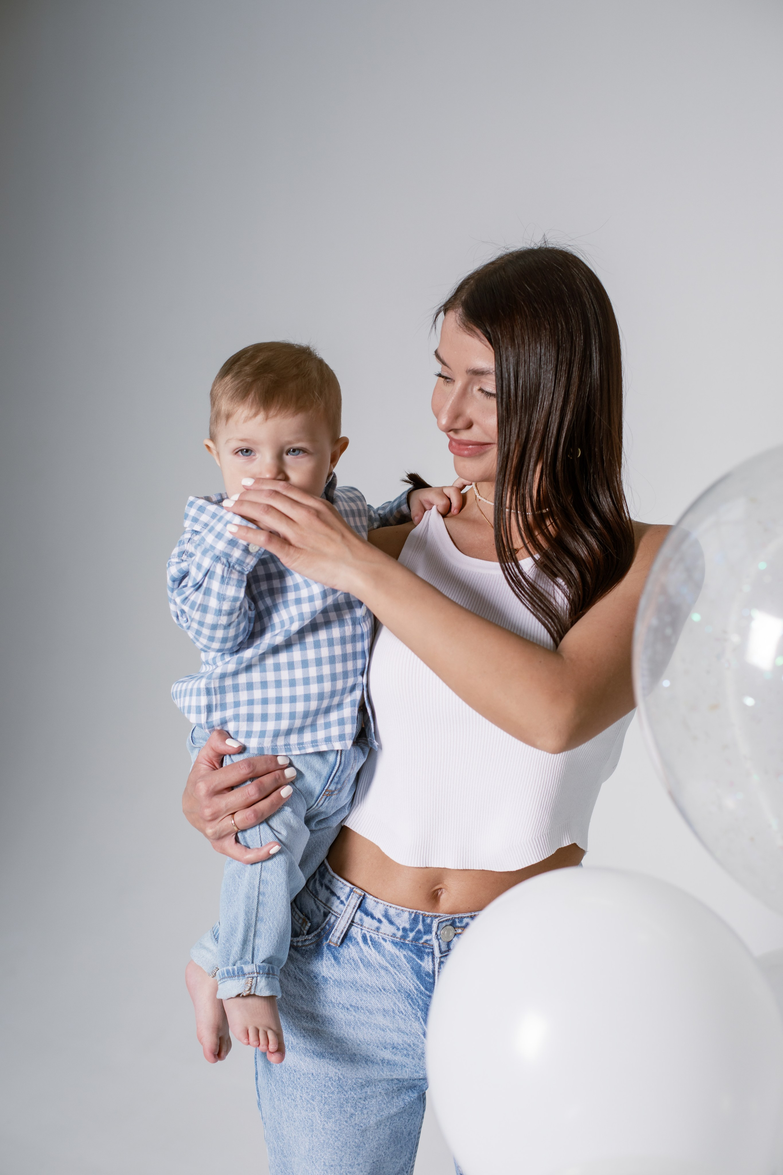 Маша, Арина, Артем. Главная