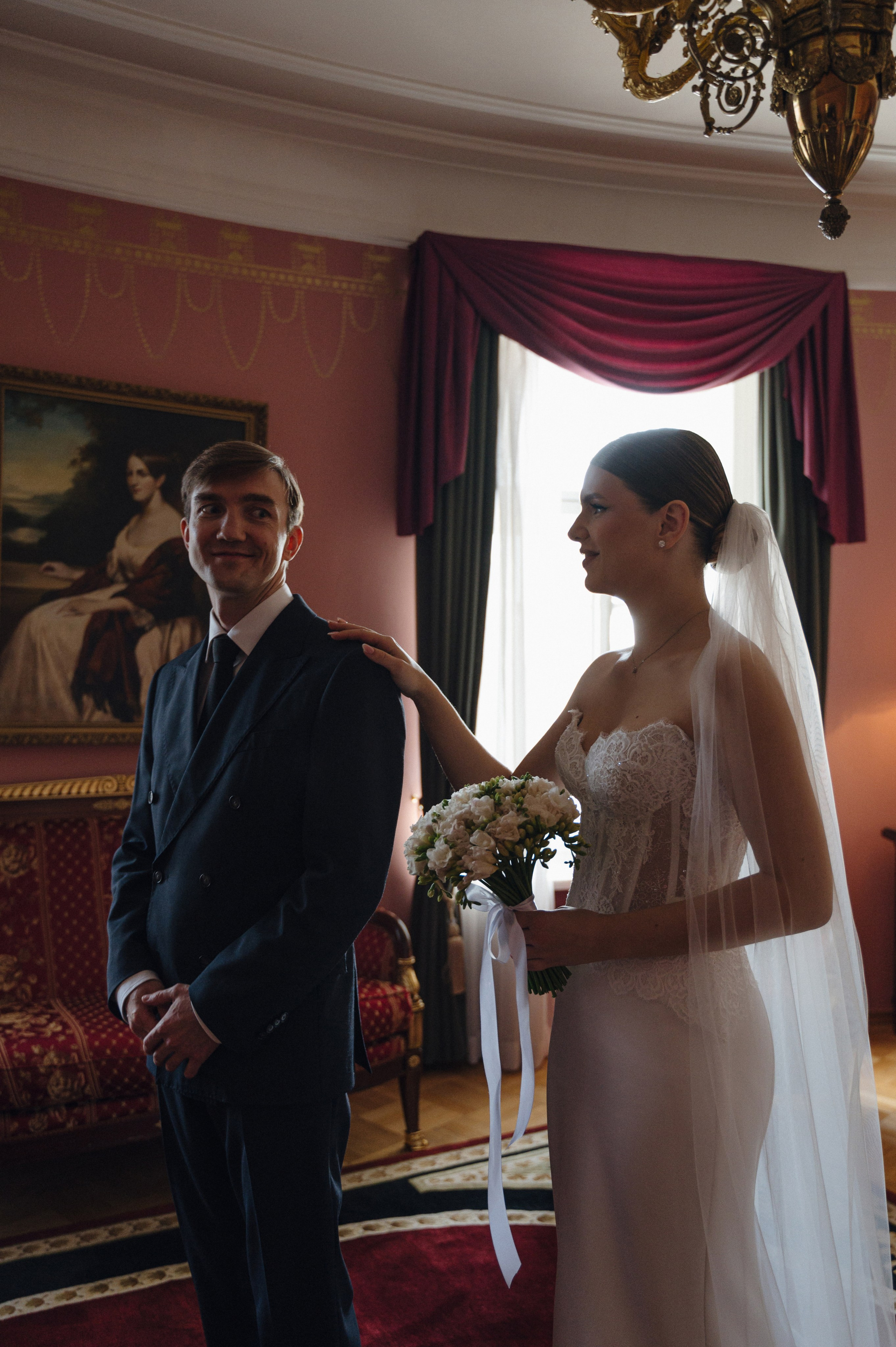 Дмитрий и Луиза. Гостиница Националь и ресторан Белуга. Свадебный фотограф Москва и Санкт-Петербург. Анастасия Чудина