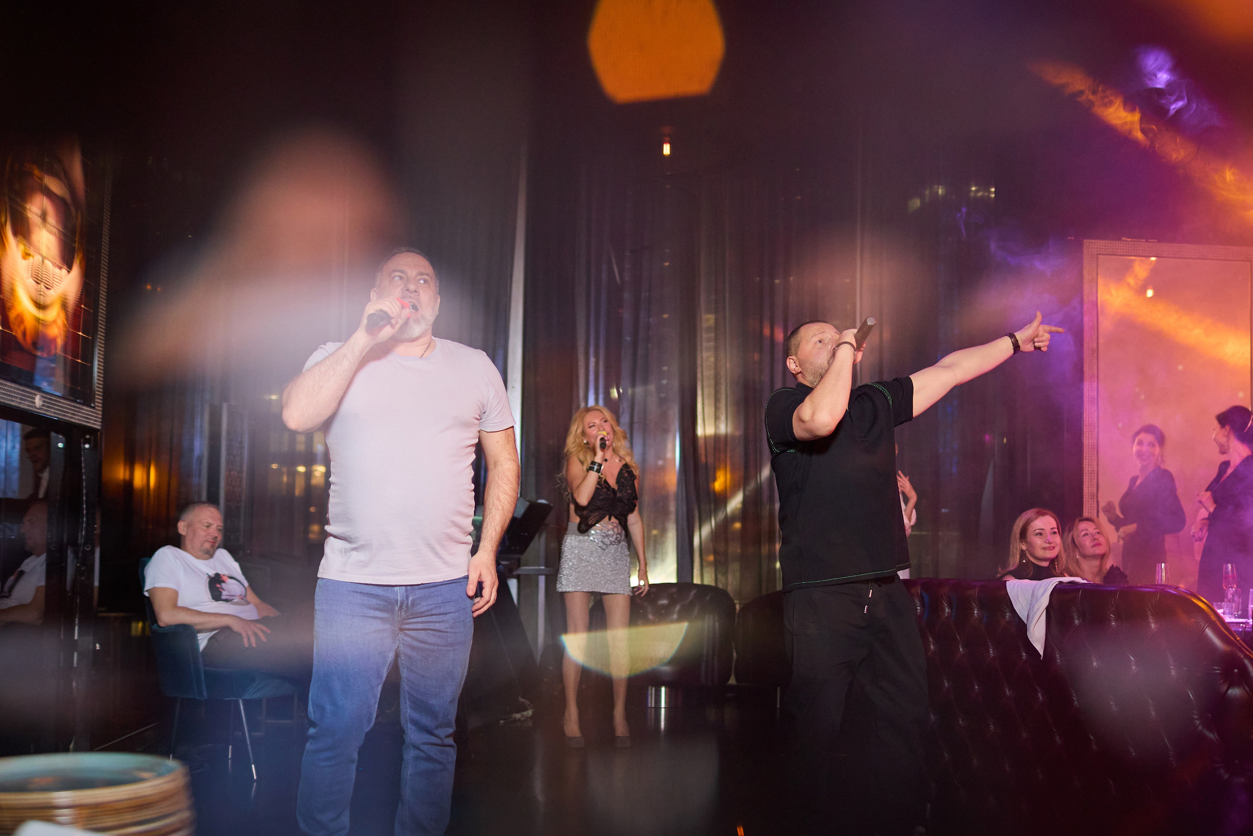 Юбилей в City Voice & Six Floor. Александр Осин — корпоративный и семейный фотограф в Москве