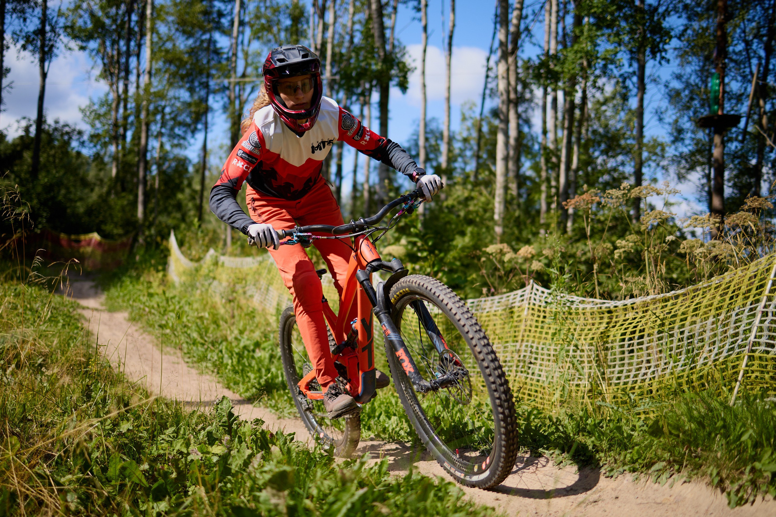 Золотая Долина Тренировка Школы МТБ 2025. Спортивный фотограф в Санкт-Петербурге Илья Vacool