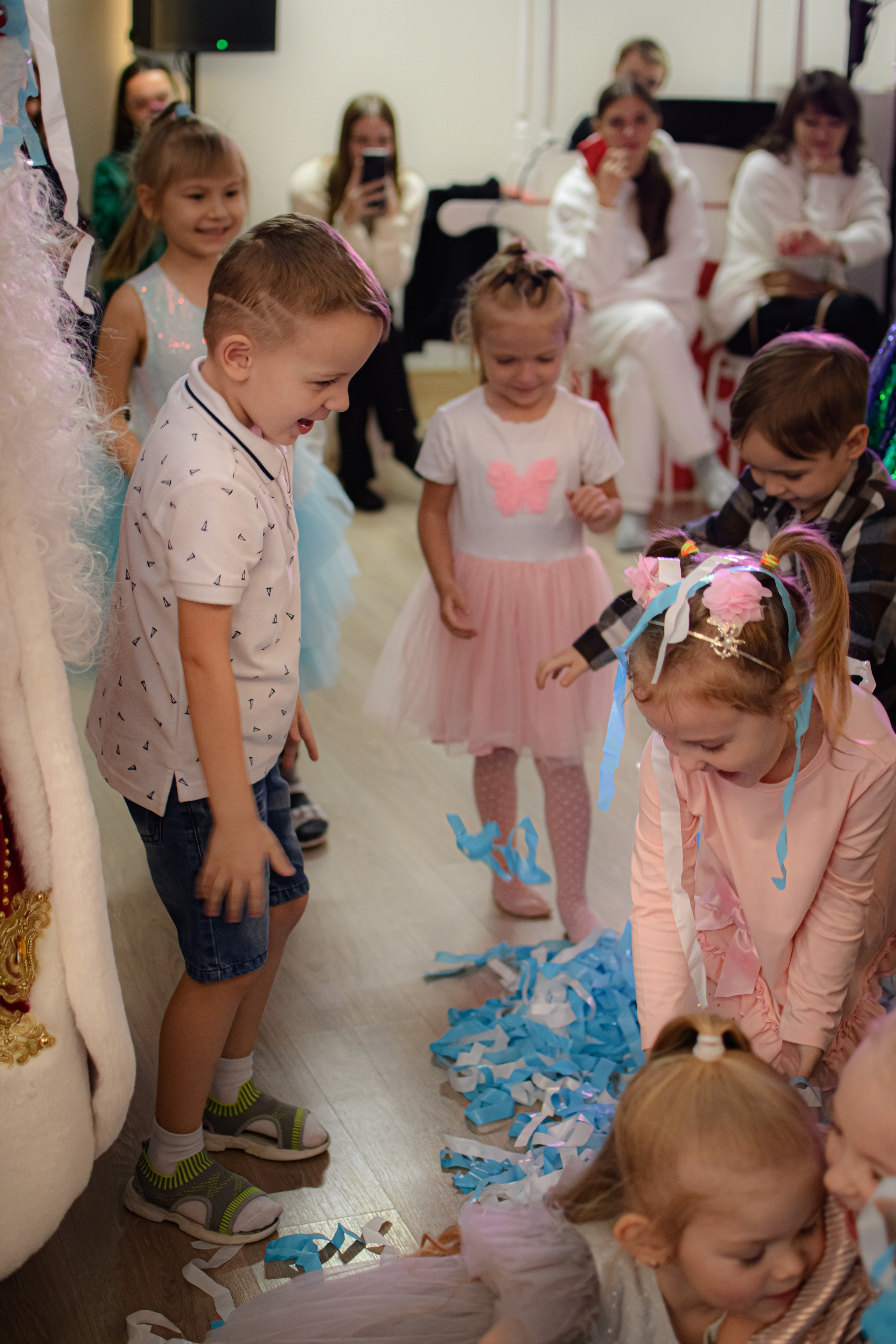 HAPPY NEW YEAR. Photokarish