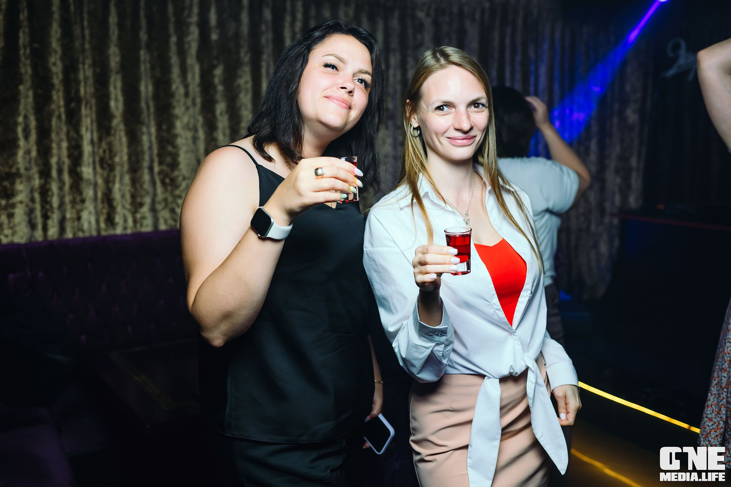 Фоторепортаж из караоке-клуба Эйфория. One Media Life: фоторепортажи, фотоотчеты с мероприятий и заведений