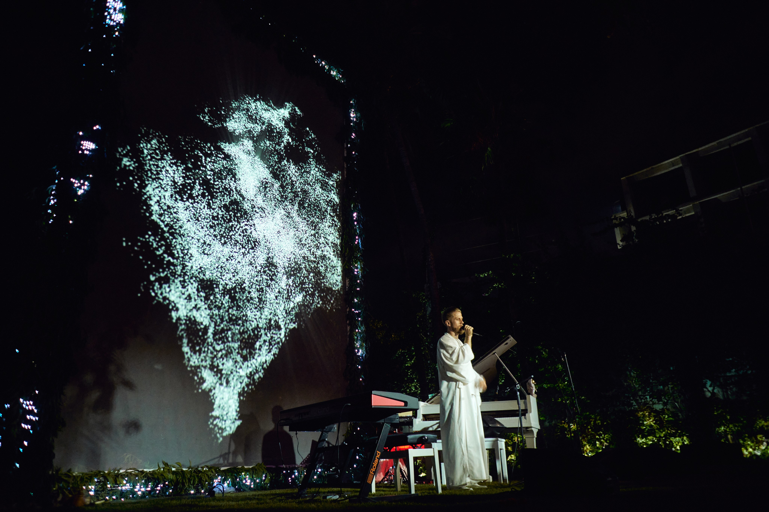 Eric Cravets. See the moment and catche. commercial and reportage