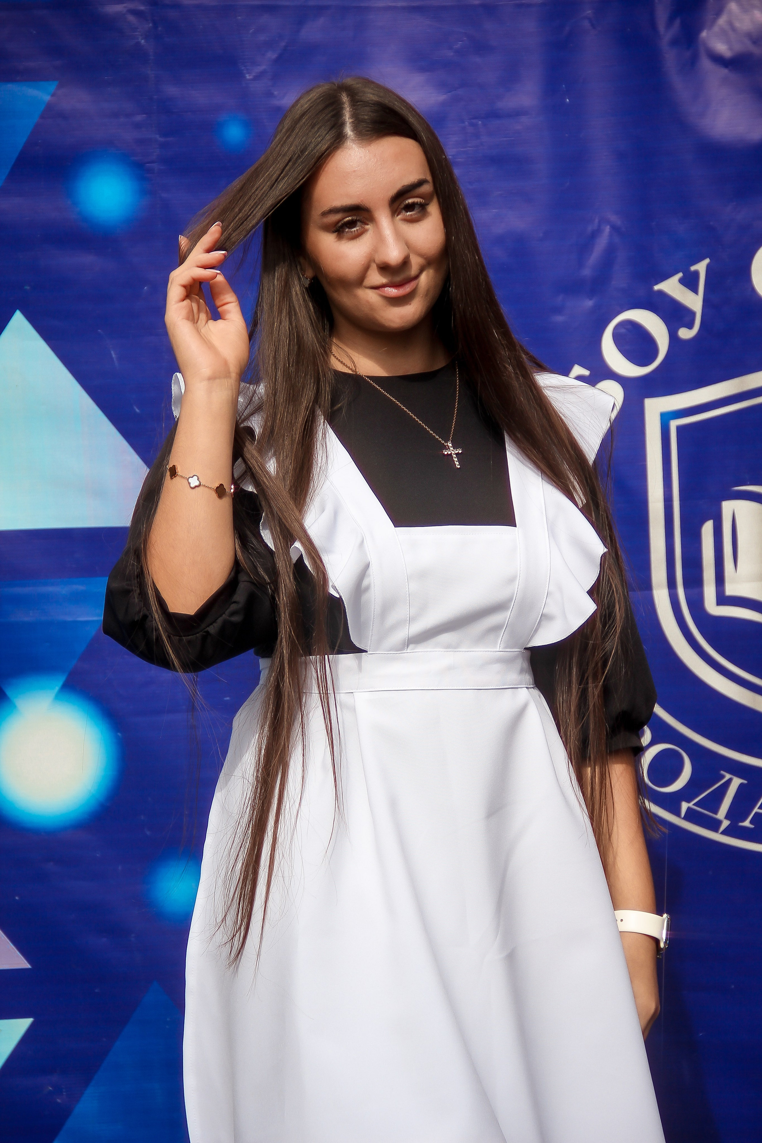 9-11 классы СЪЁМКИ ВЫПУСКНЫХ И ПОСЛЕДНИХ ЗВОНКОВ. Выпускные альбомы для школ и Детских садов в Барнауле /Выпускные/Свадебные/Детские/Семейные и др. виды съёмок /Фотограф Вера Валейко