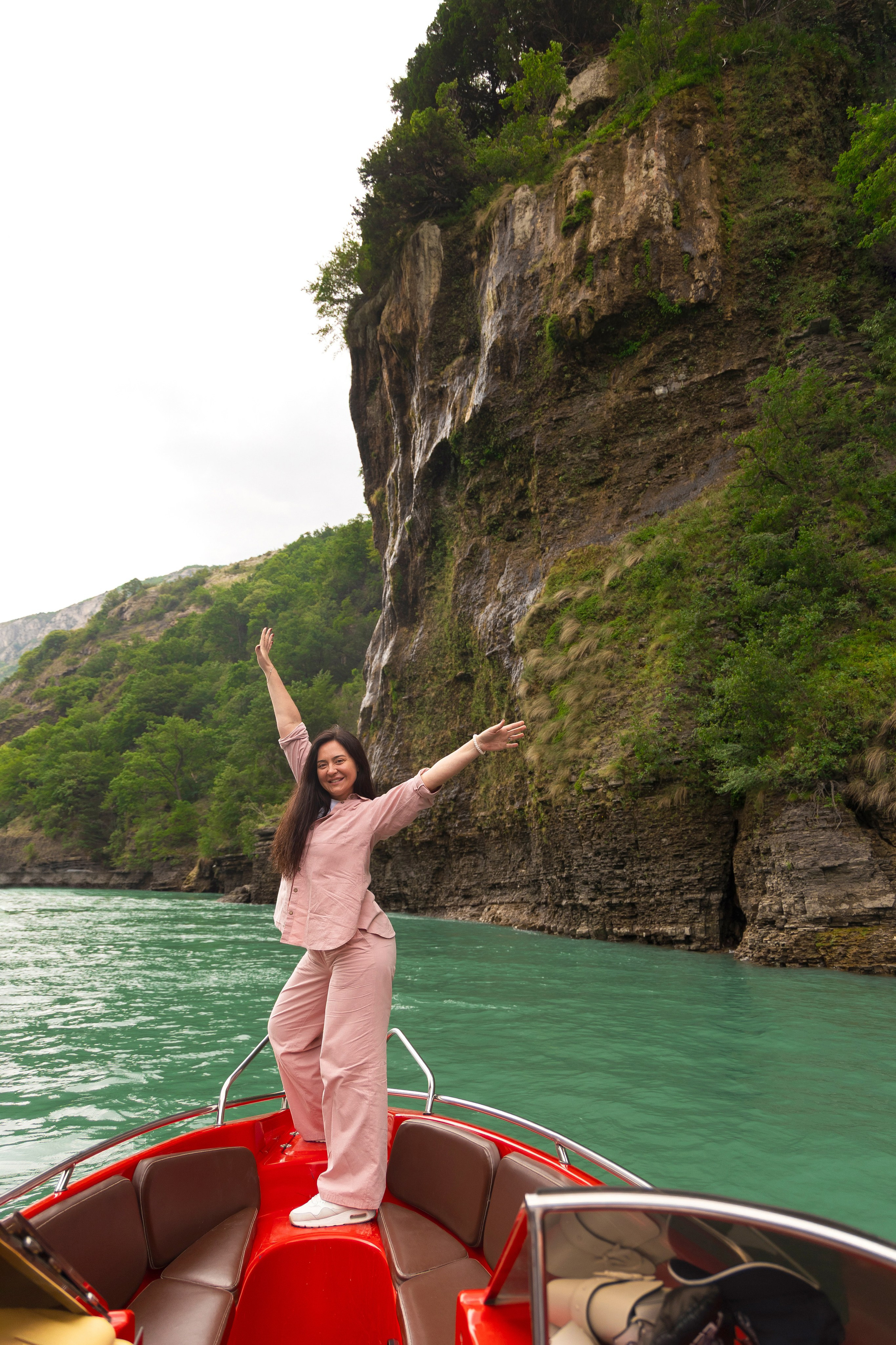 Выездное фотосопровождение туристов. Свадебный и семейный фотограф в Каспийске Алёна Нурмагомедова