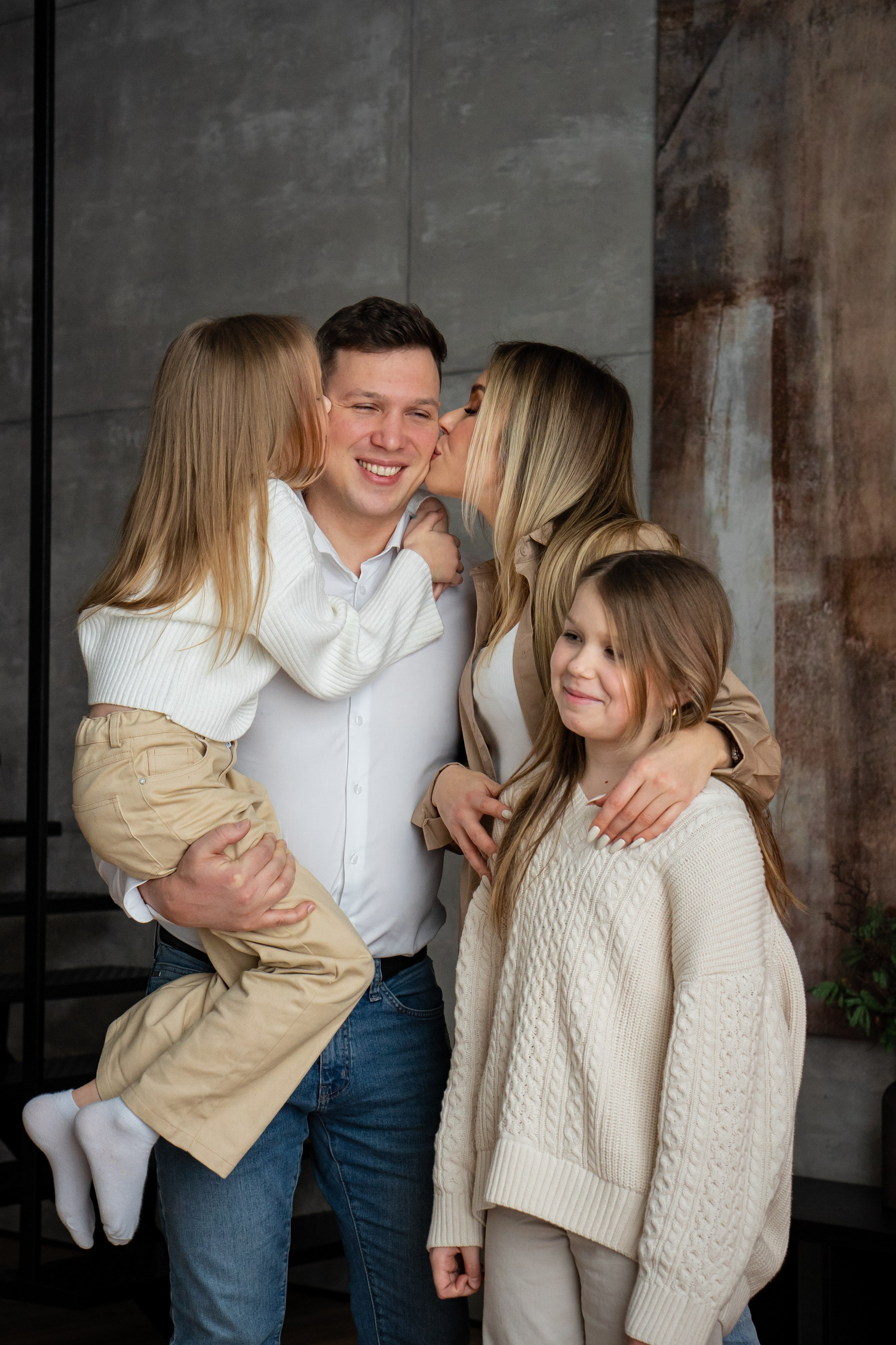 Семья К. Новогодняя история в студии. Фотограф Ольга Игорева