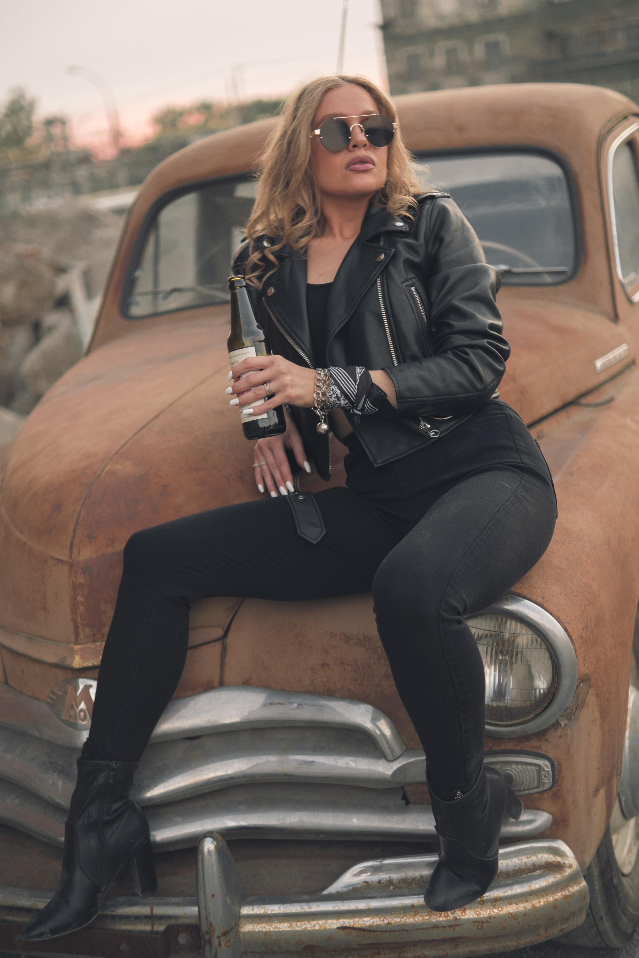 Shadow. PHOTOGRAPHER romanoff-egor