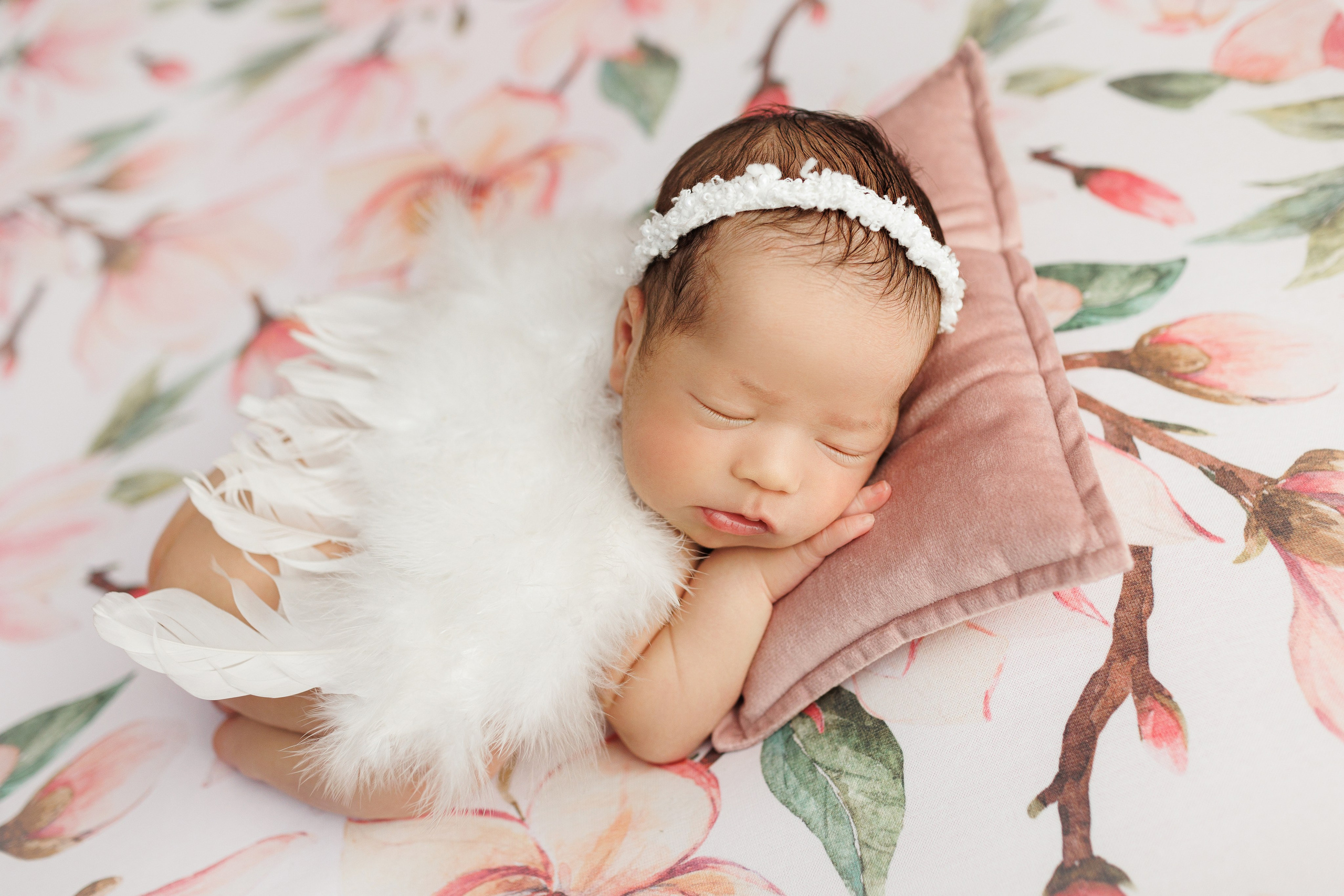 Фотосессия новорождённых. Фотограф Беременности и Новорождённых в Кемерово