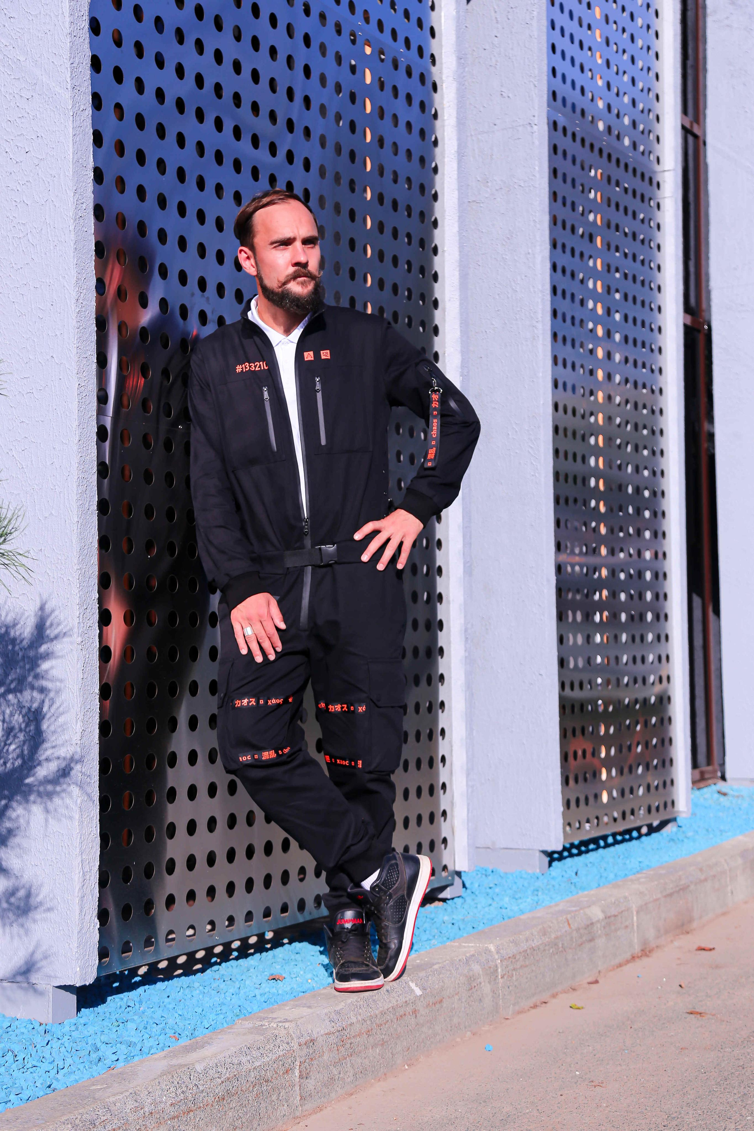 Портретная съёмка компании "Бастион" в коллаборации с одеждой. Фотограф Антон Клейнос, Владивосток