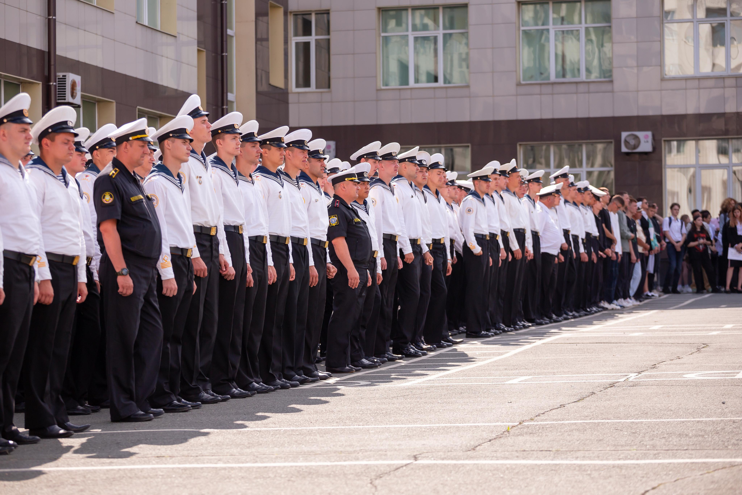 1 Сентября в МГУ. Фотограф Антон Клейнос, Владивосток