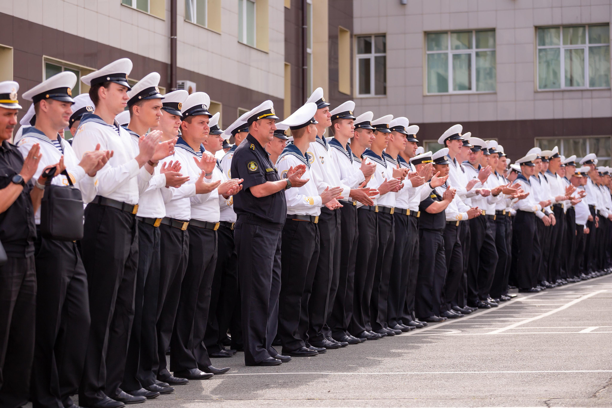 1 Сентября в МГУ. Фотограф Антон Клейнос, Владивосток