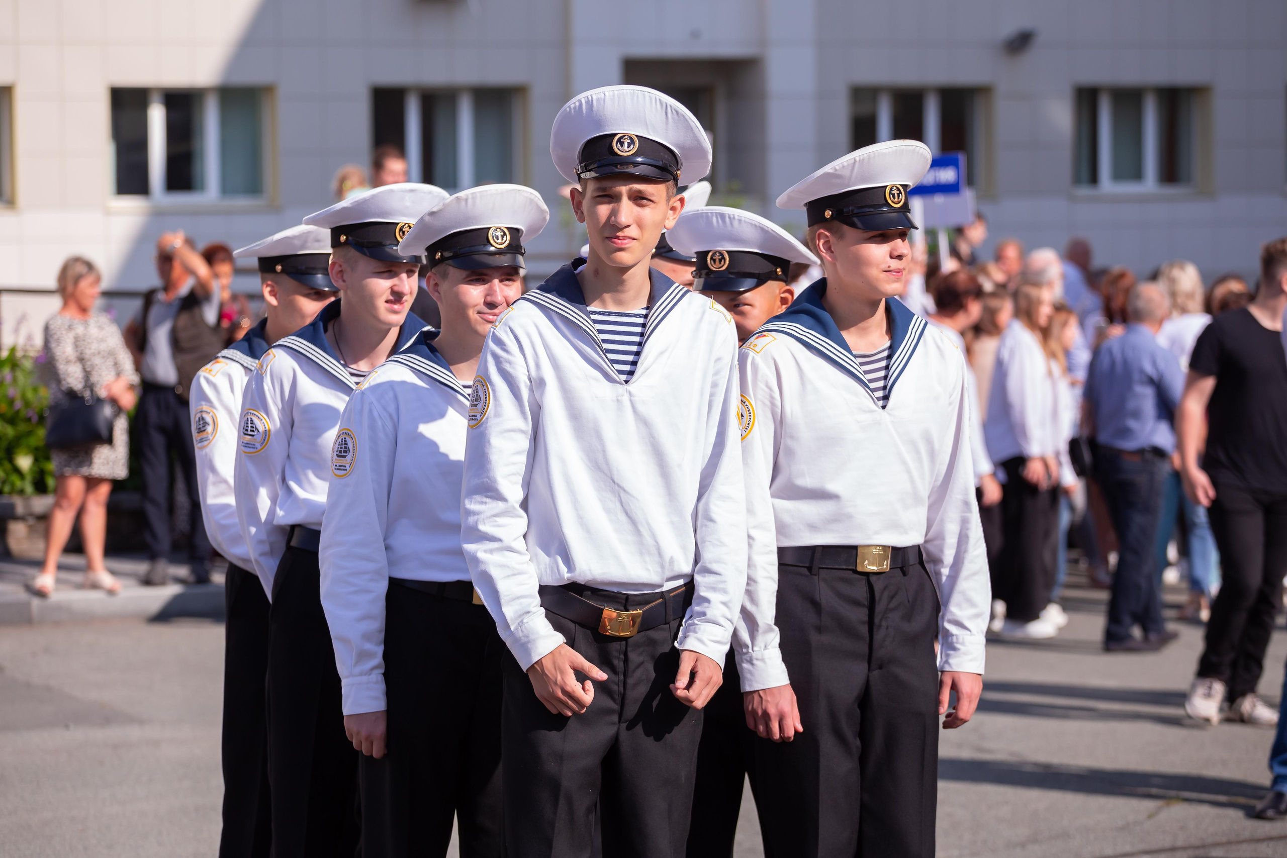 1 Сентября в МГУ. Фотограф Антон Клейнос, Владивосток