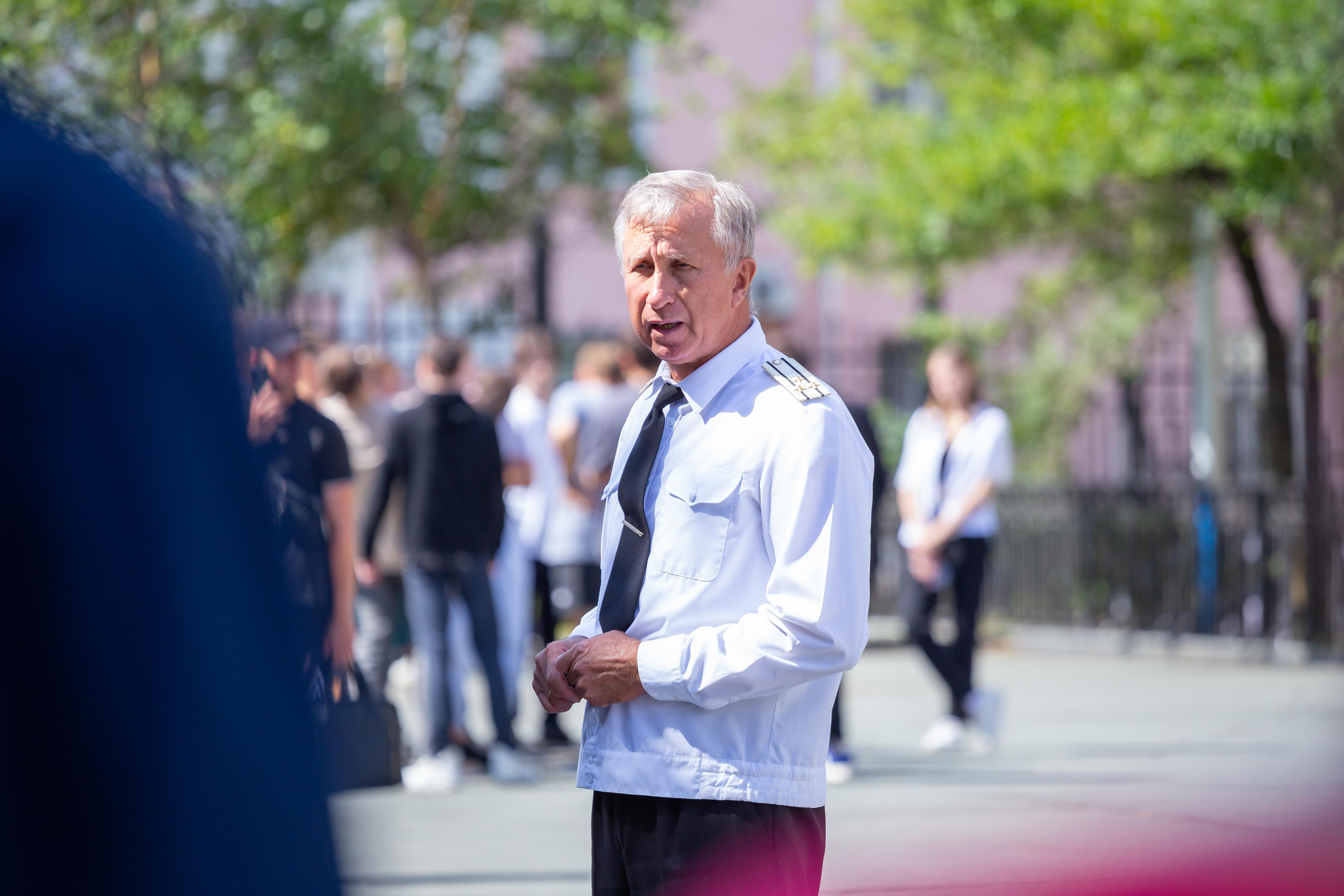 1 Сентября в МГУ. Фотограф Антон Клейнос, Владивосток