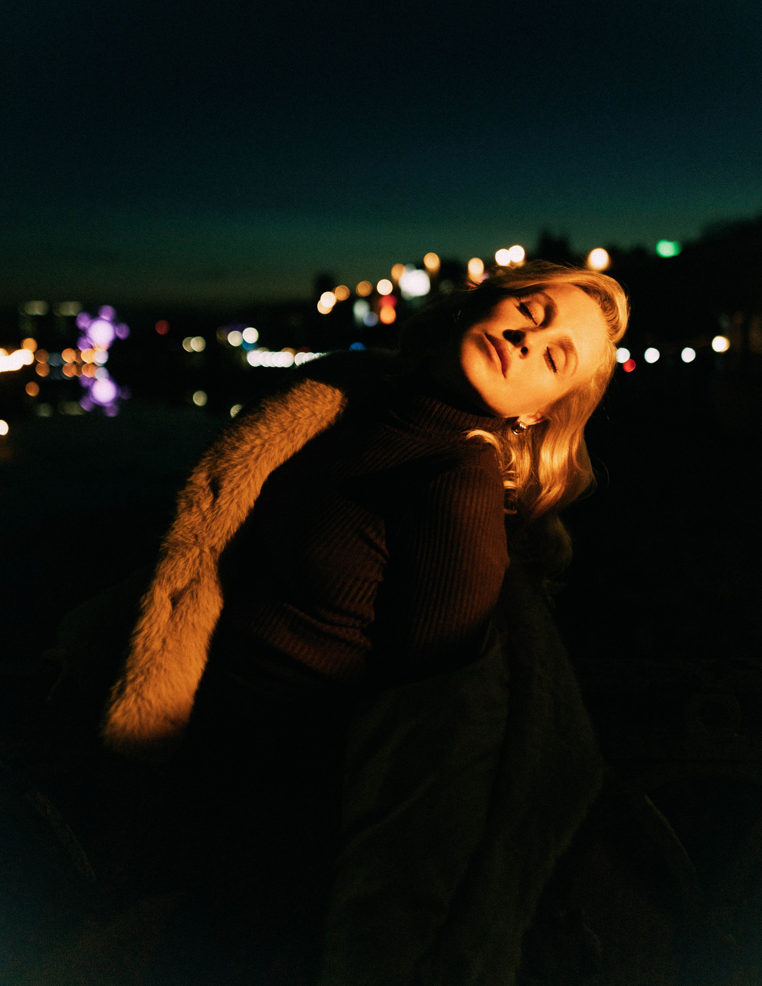Ночной вайб. Sun Betty — кинофотограф Элизабет