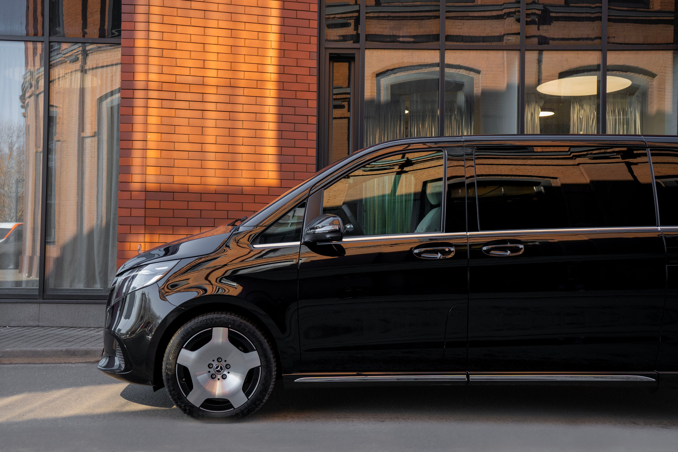 Mercedes-Benz V-class