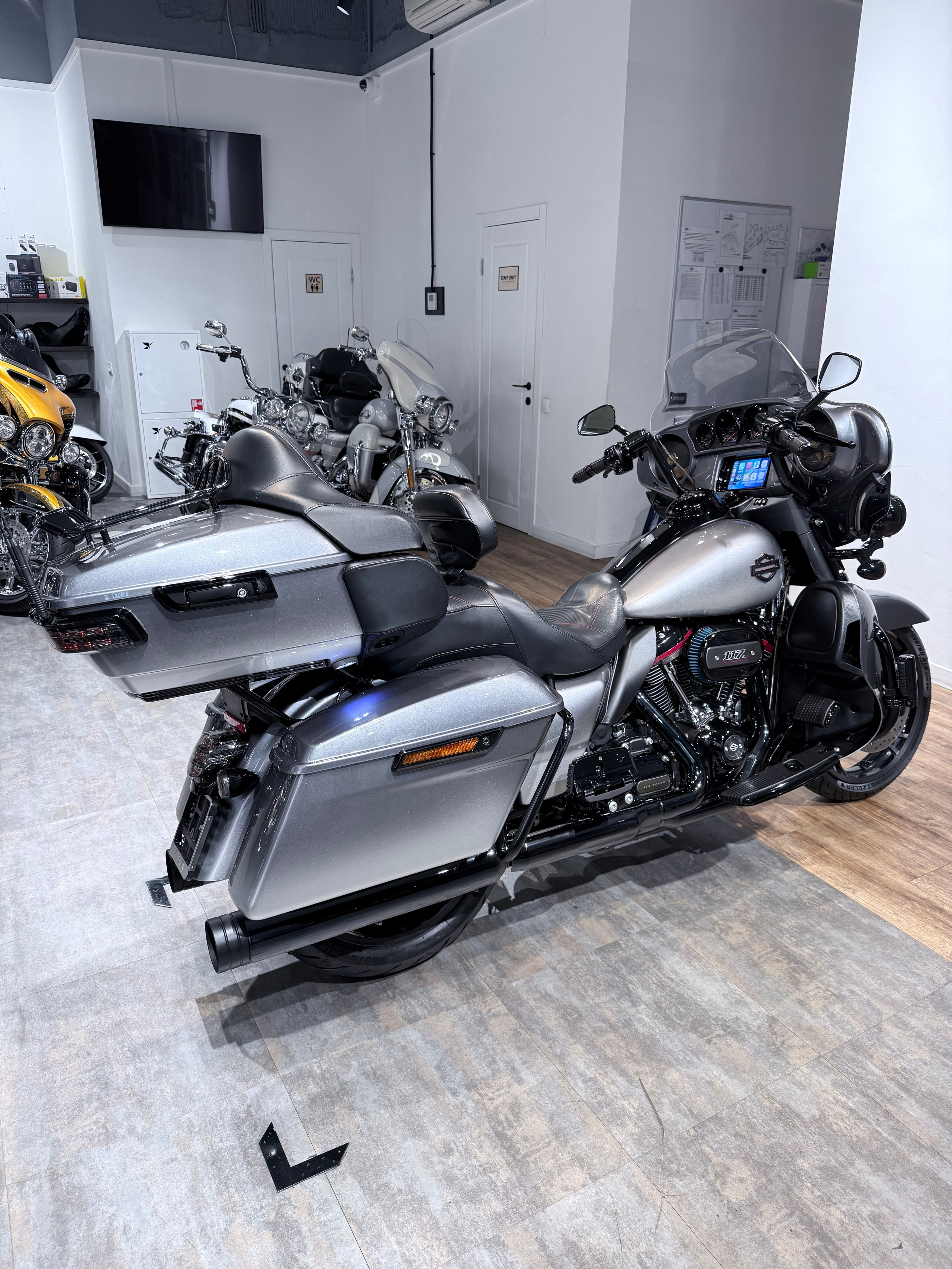 2019 CVO Electra Glide Limited 117 (Nardo Gray). Hello Davidson, Москва. Только хорошие мотоциклы…
