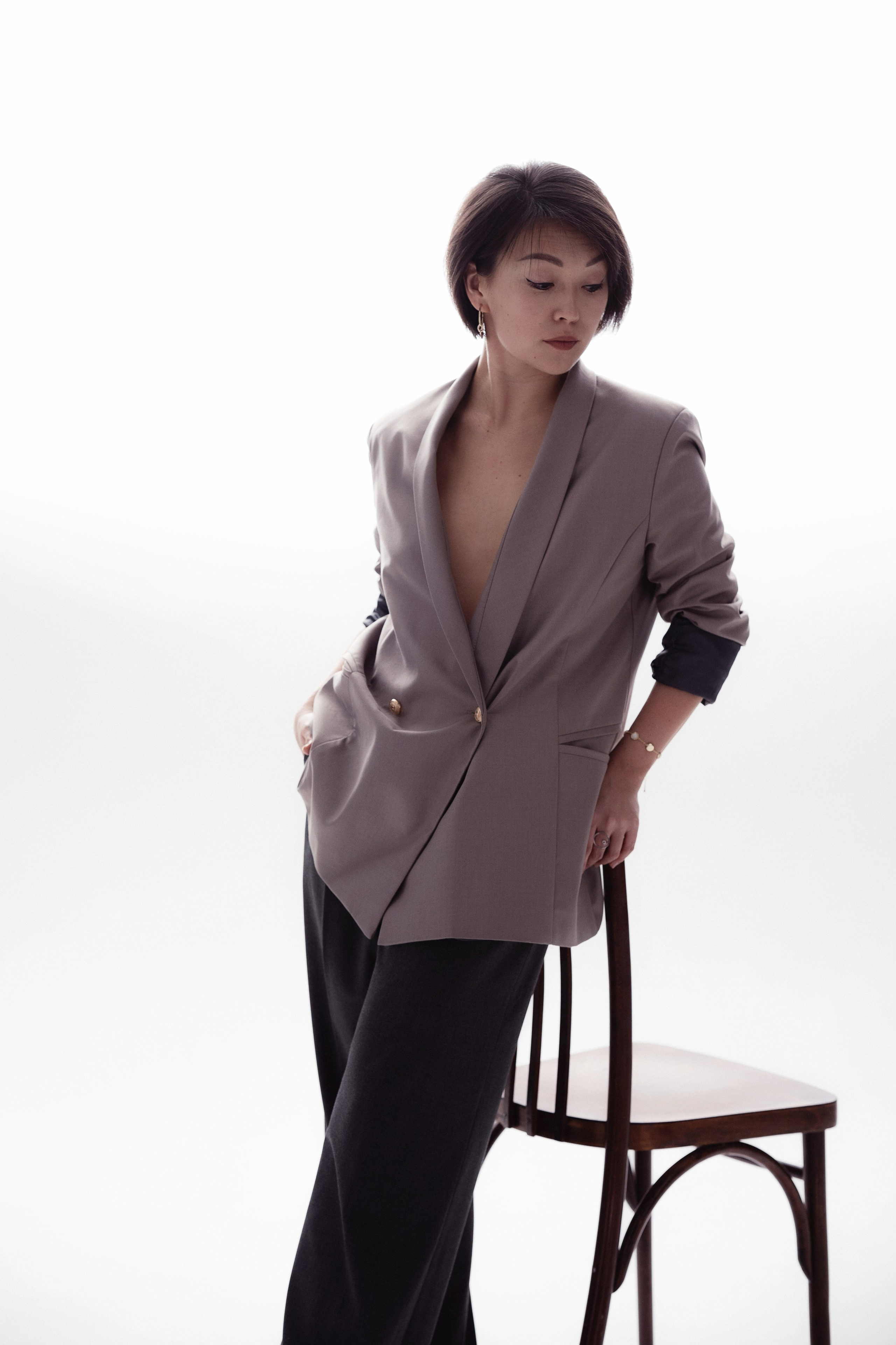 Женская фотосессия с эмоциональными кадрами