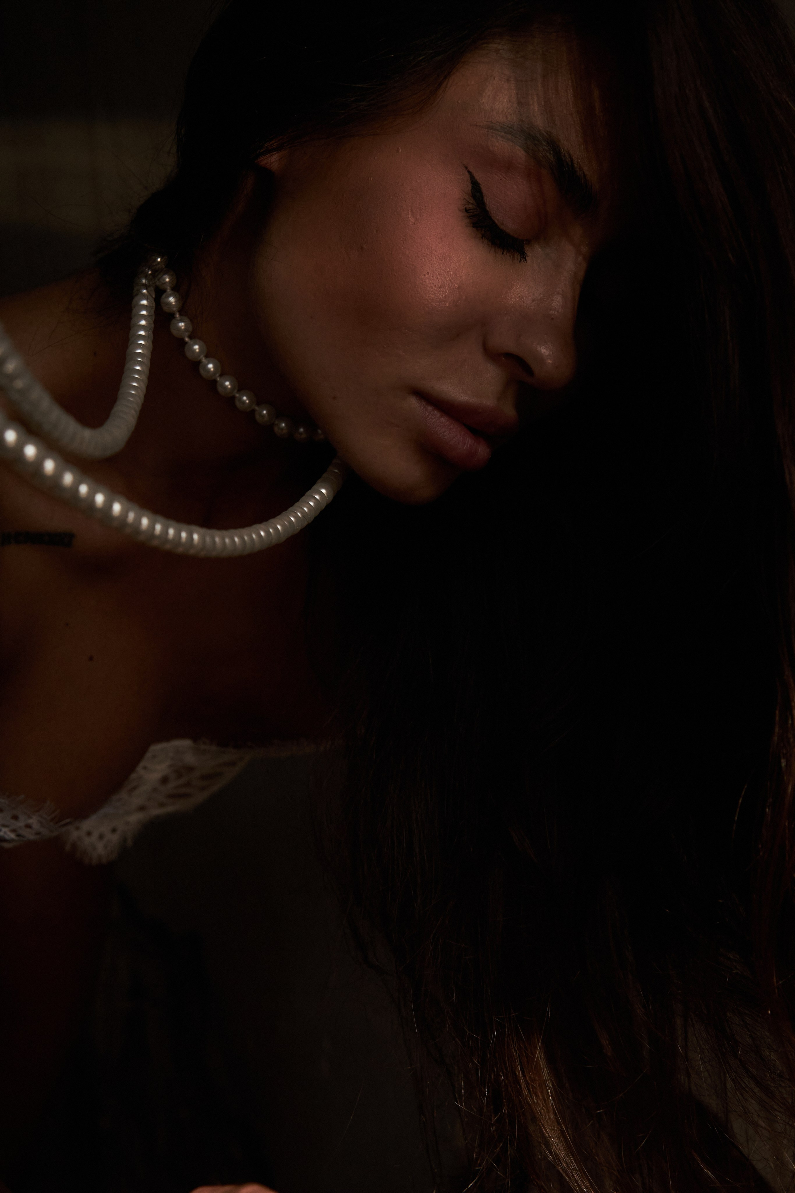 Будуарная фотосессия в студии для рекламы. Фотограф Екатеринбург Кокшарова Александра