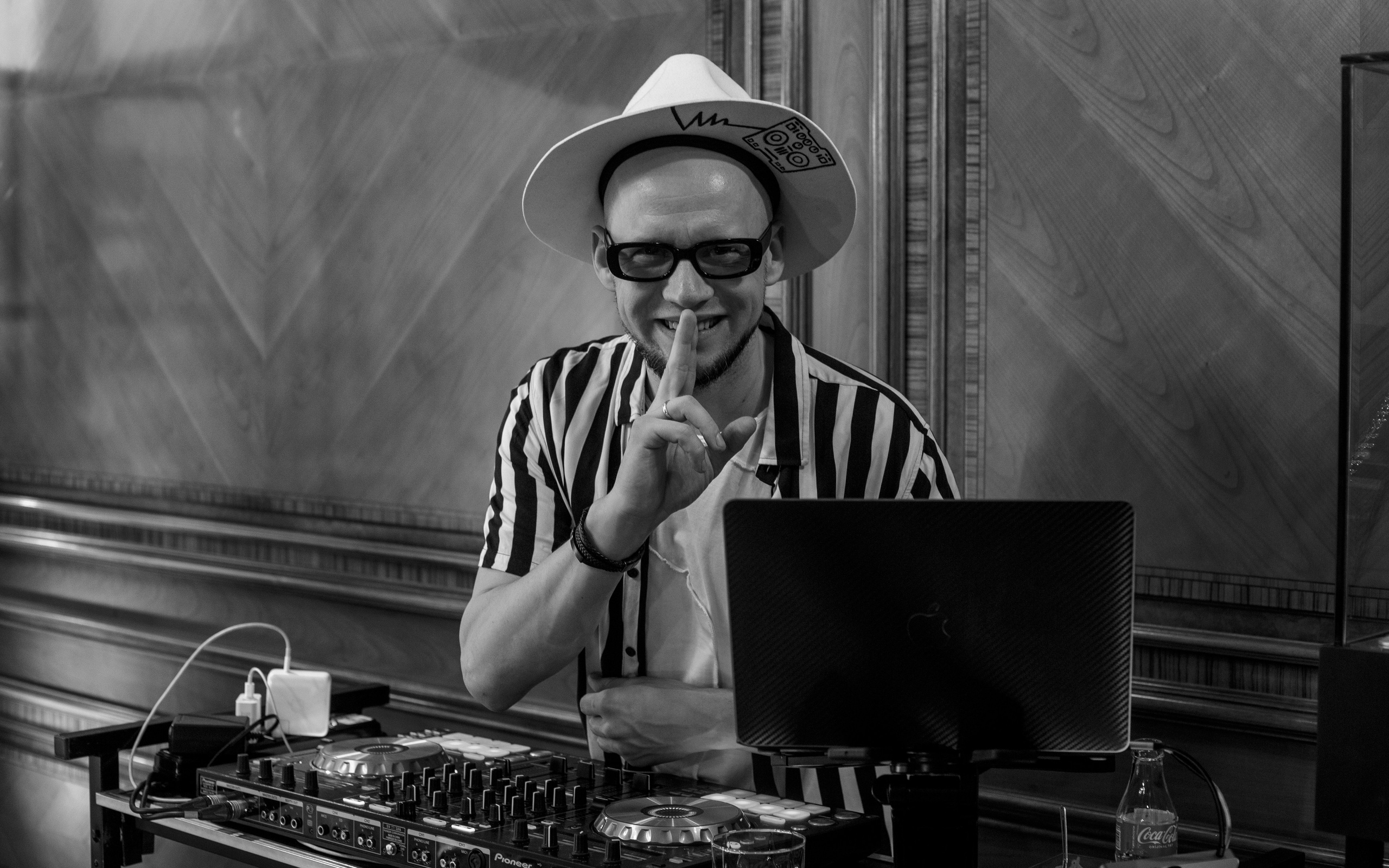 Показ мод Аники Киримовой и Наташи Королевы. Свадебный и Индивидуальный фотограф в Москве Акоп Арсенян