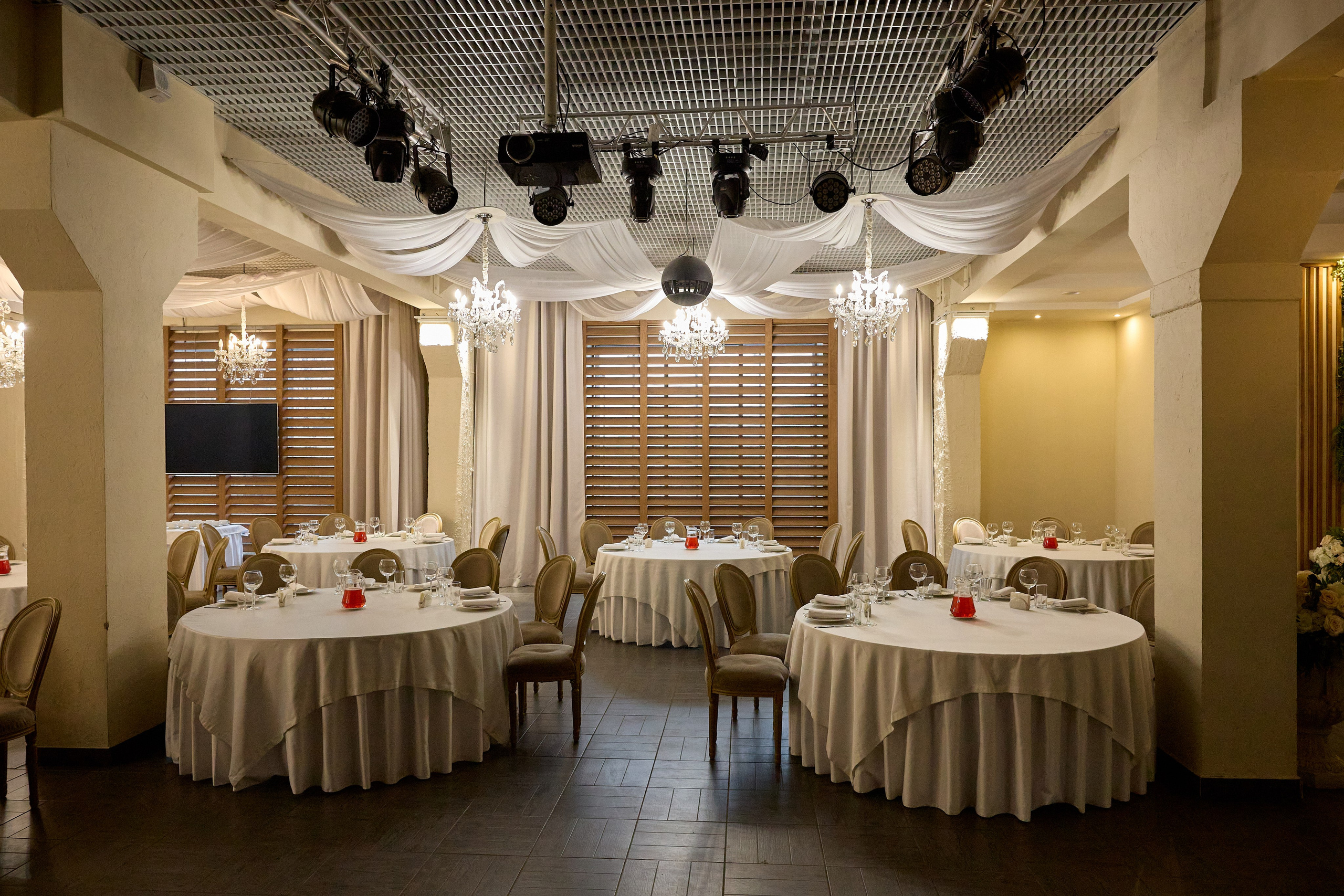 Кафе «Кин-Дза-Дза». Предметный и репортажный фотограф Алексей Кротов