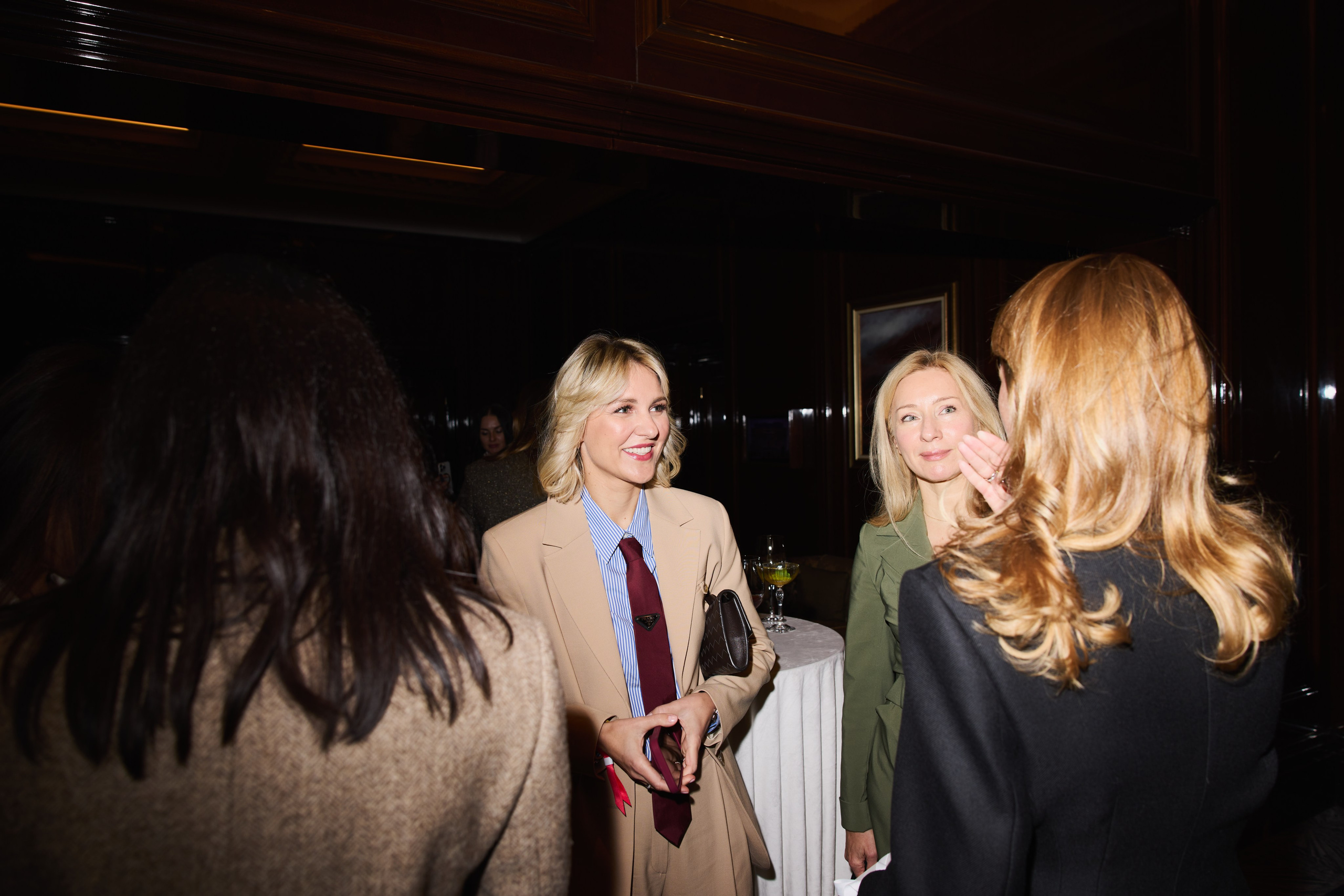 WOMAN WINGS Forum at The Carlton фото. Профессиональный фотограф Татьяна Евглевская