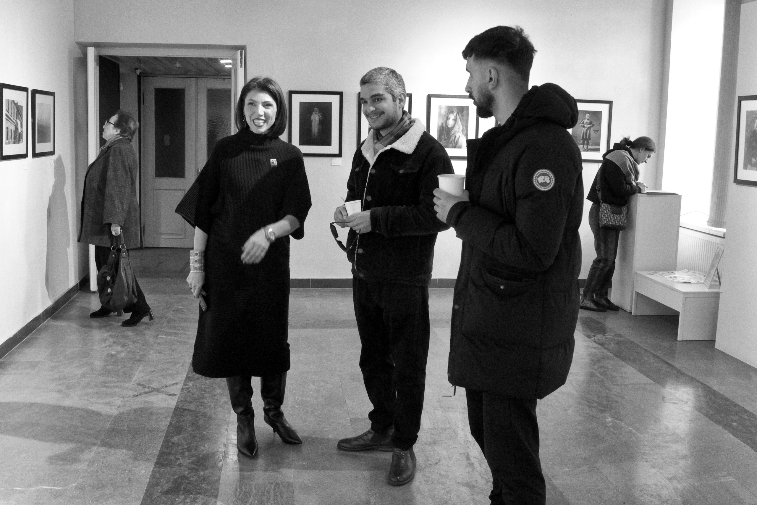 Выставка в г. Гюмри, Армения. Фоторепортаж  Д. Несмелова. Арт-фотограф Ксения Якутович