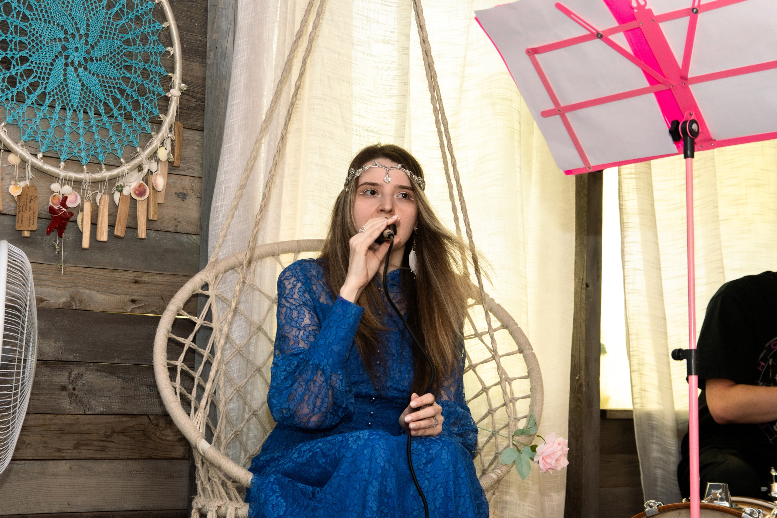 Творческий вечер автофикшн-книги Оли Черных «Абдоминально». Репортажный фотограф в Москве Legiodot