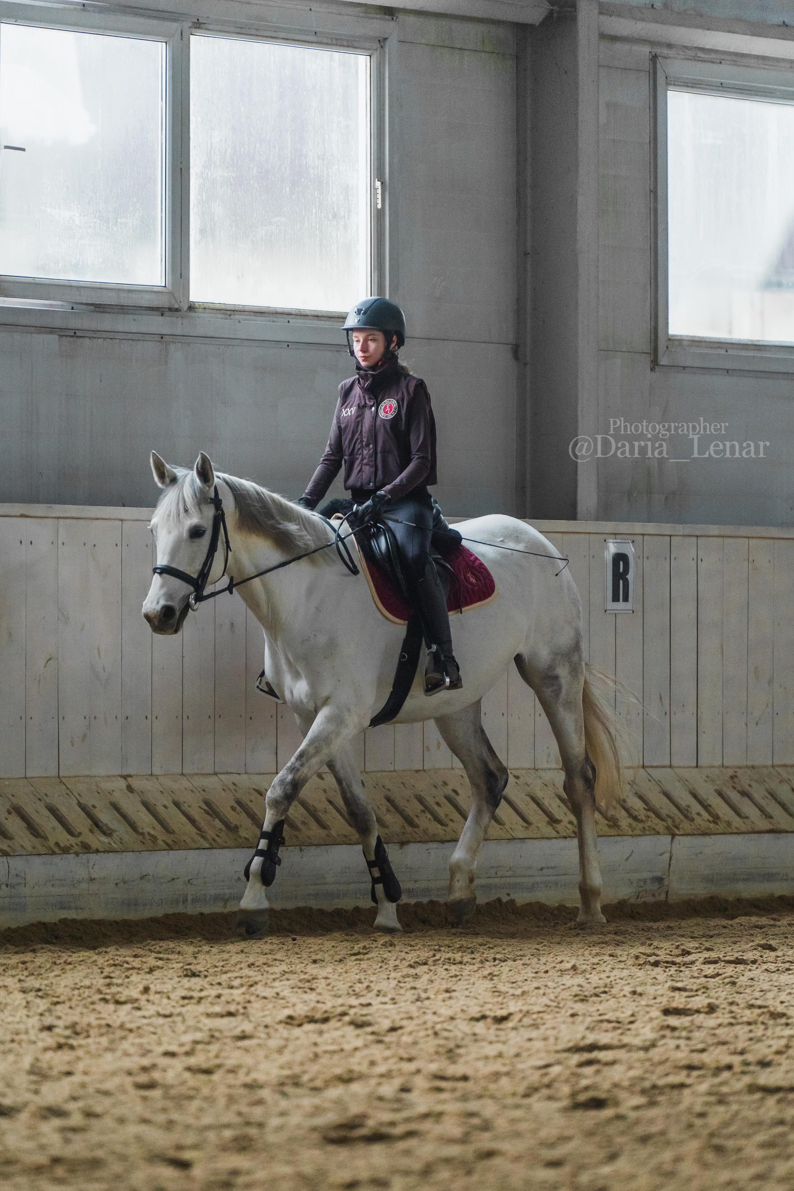 Настя и Луся. КК «Толстая лошадь». Фотограф в Москве Ленарская Дарья