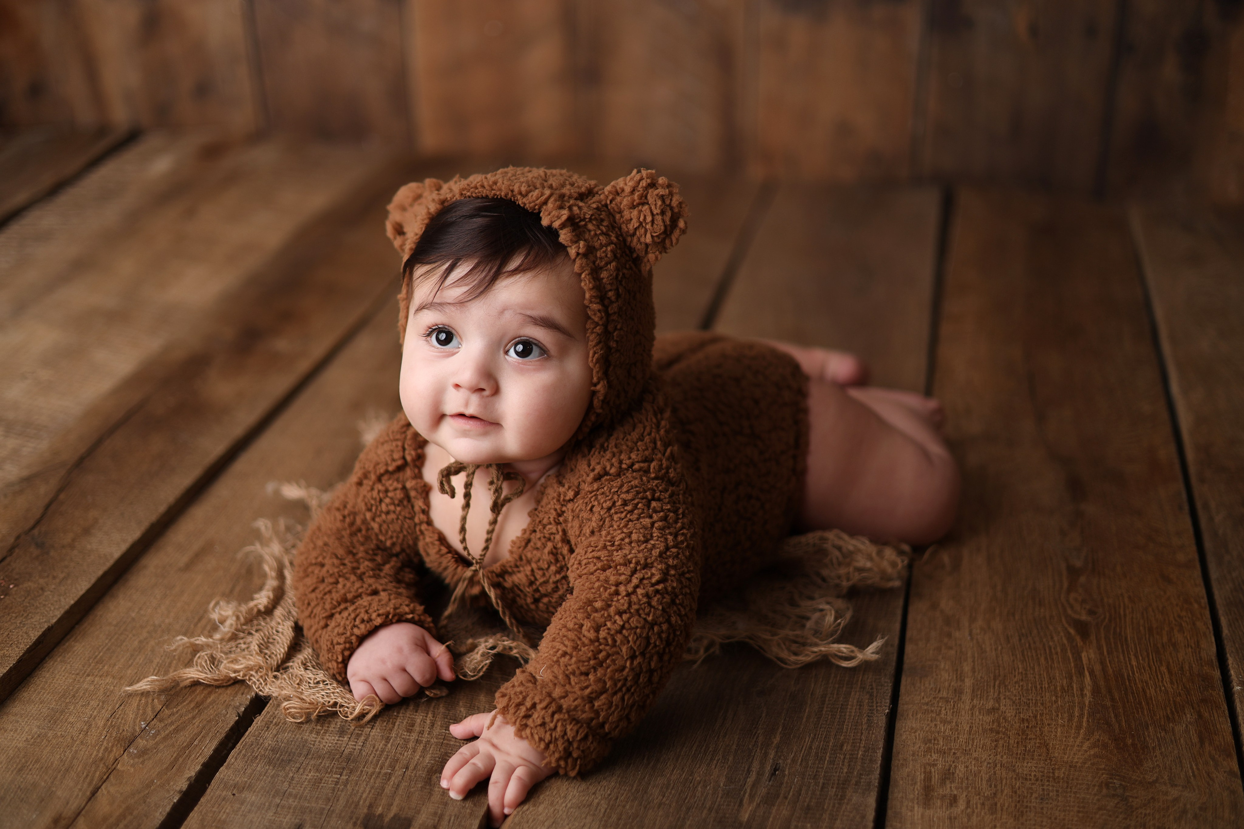 Азнавуру 6 месяцев. Фотограф новорожденных Москва. Ньюборн фотограф Москва