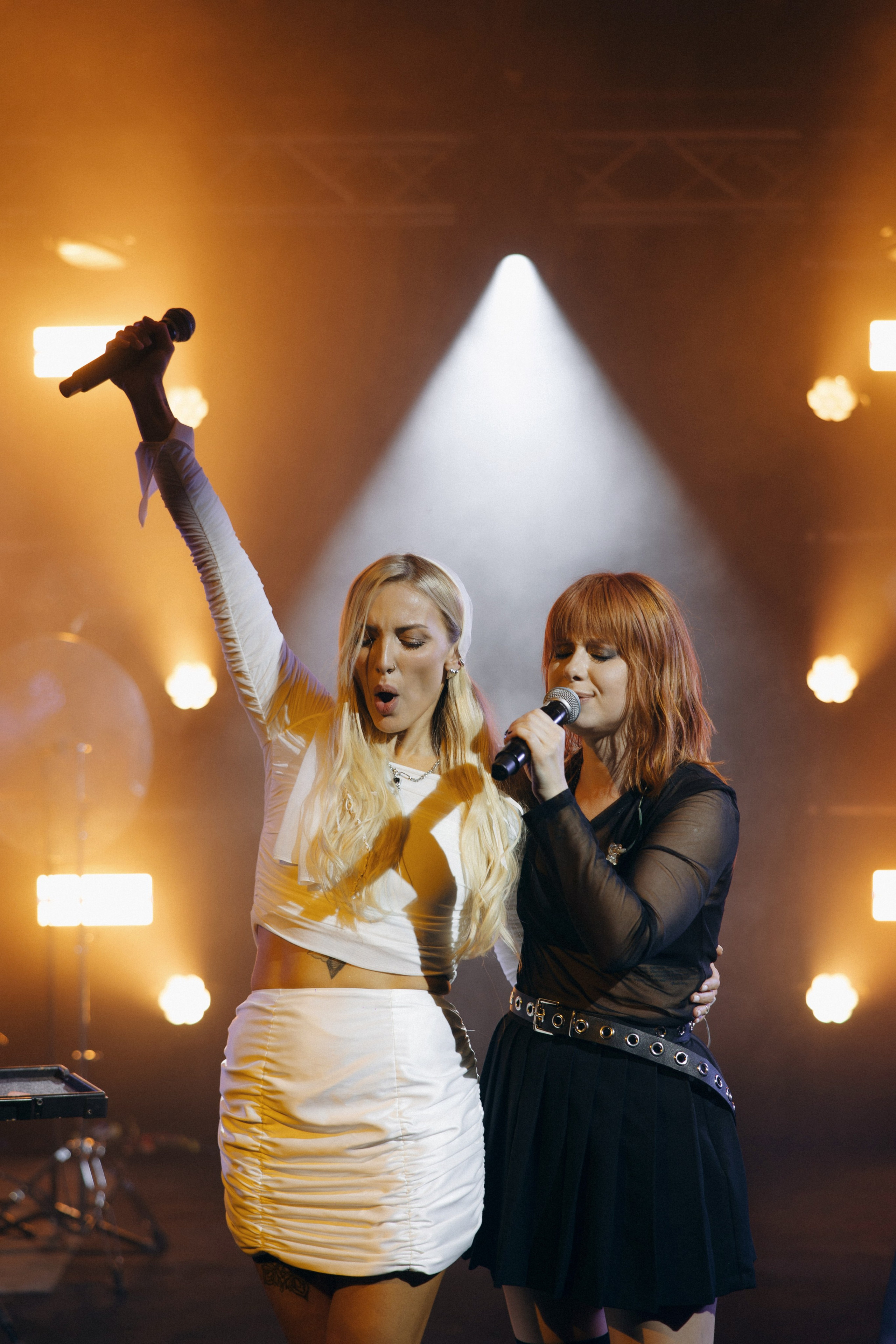 Mary Gu & Toli Wildways. VENSKAYA WEDDING & EVENT PLANNER