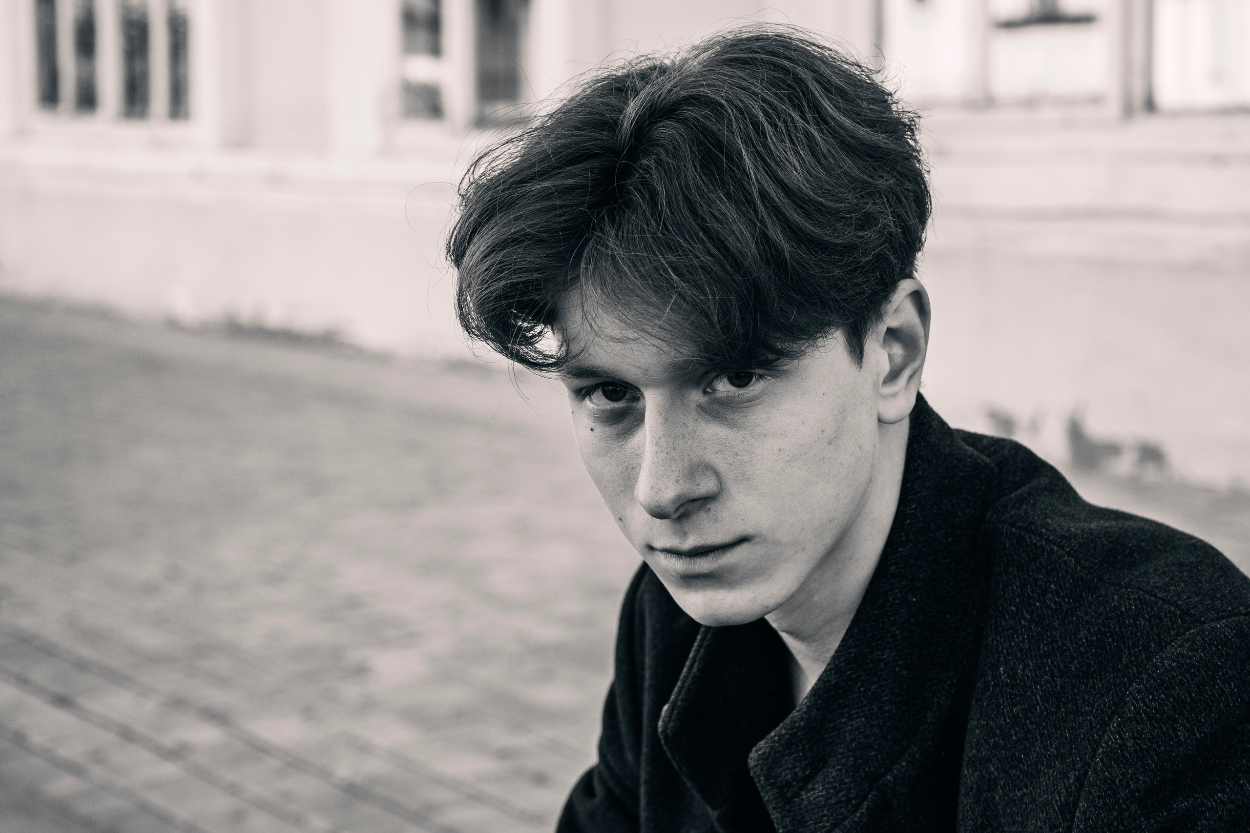 фотосессия мужчины в пальто Питер