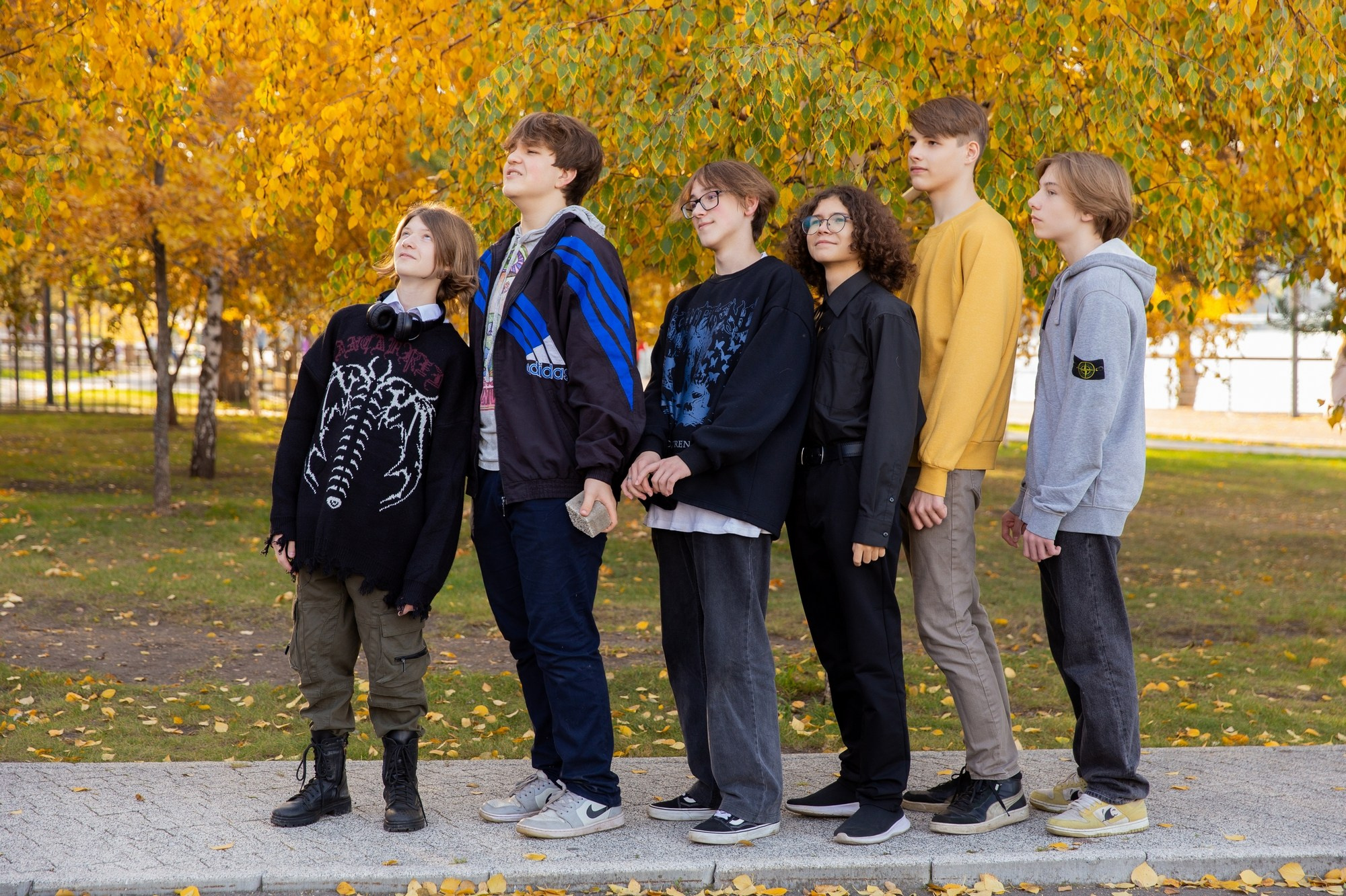 Осенняя фотосессия на Ярыгинской набережной. 9 лицей 9а. СИГМА | Студия выпускных альбомов Красноярск