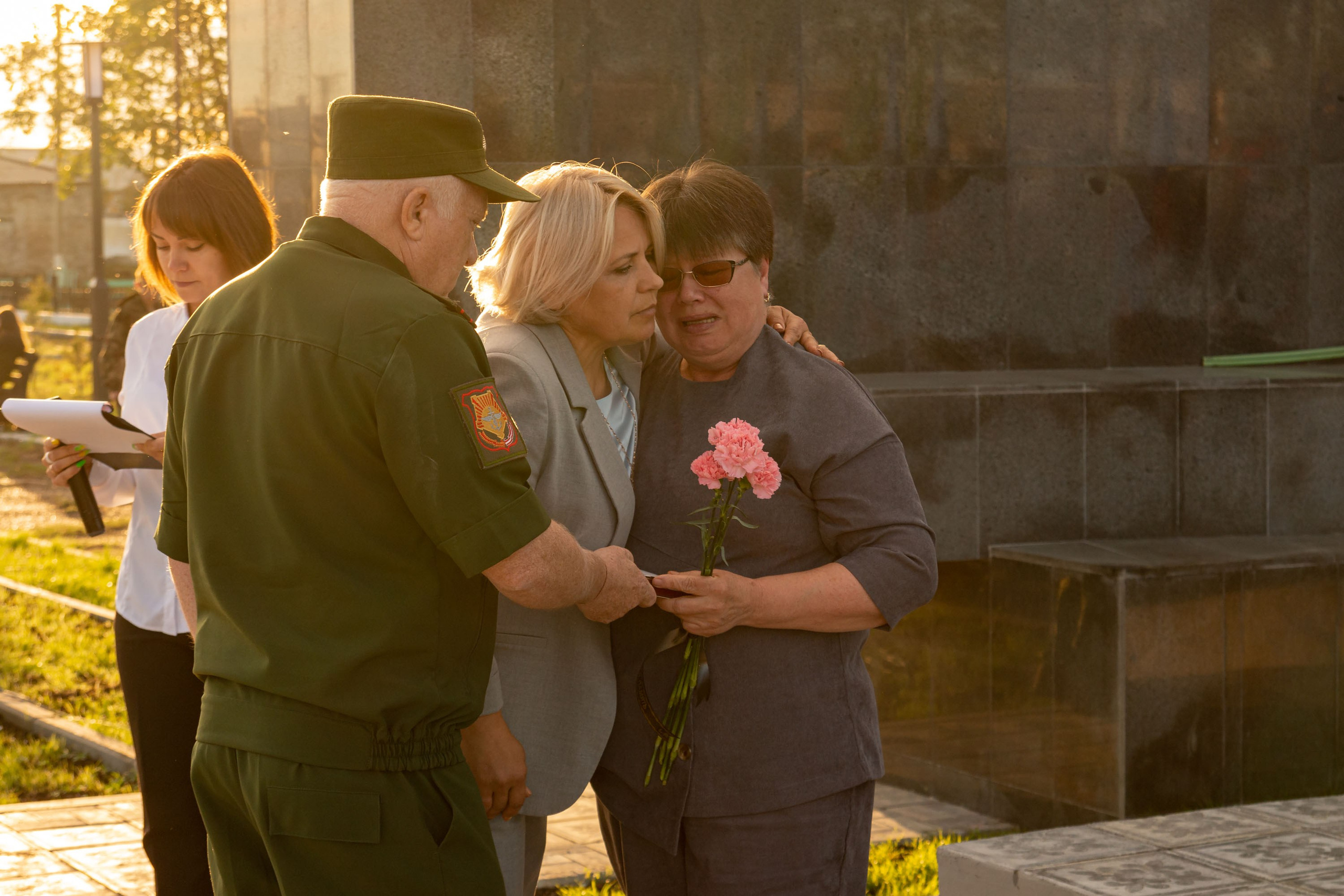 Открытие мемориального комплекса. Фотограф широкого профиля Чита-Цасучей