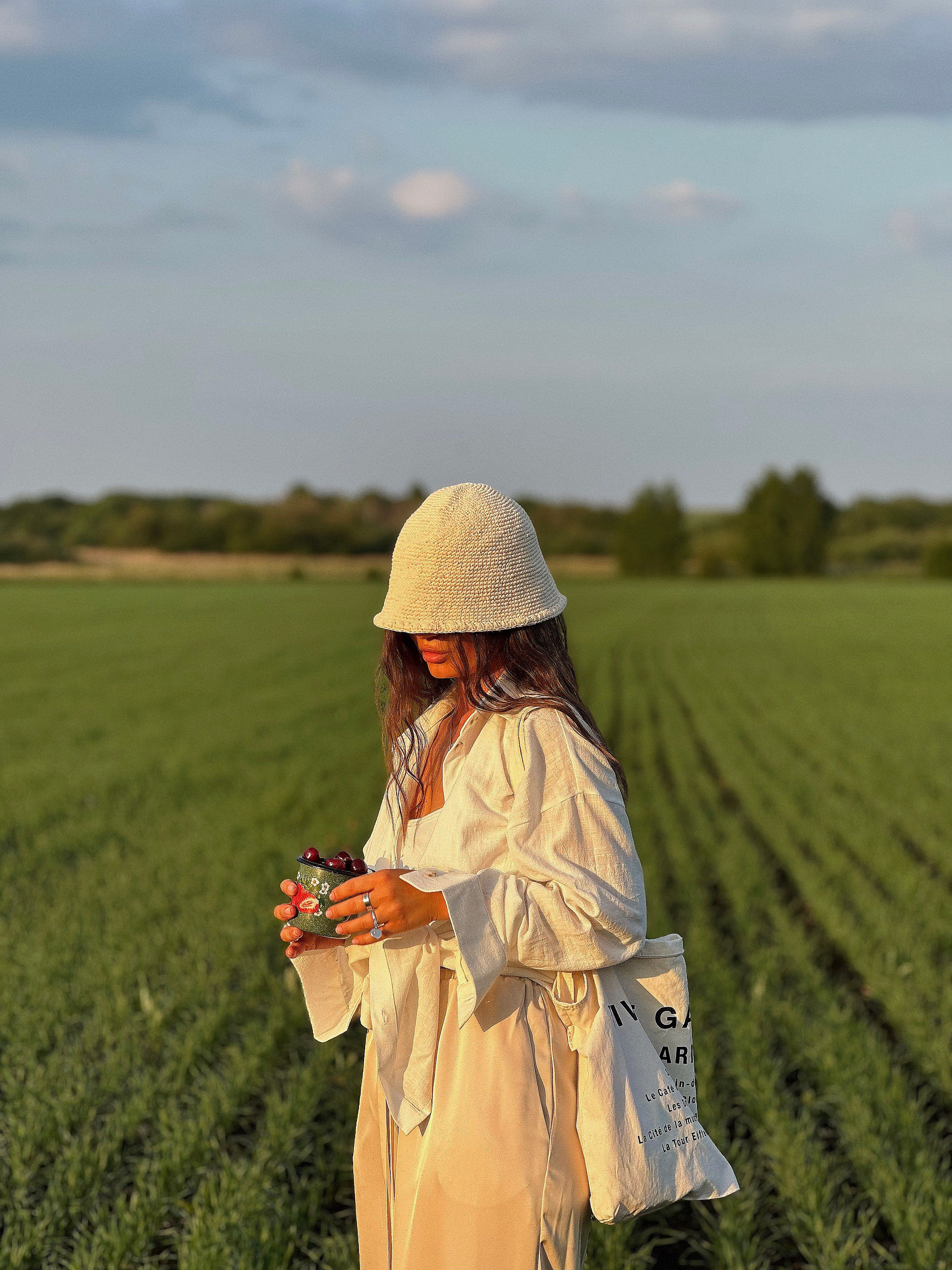 Летний lookbook для бренда одежды «LeCóache». Главная