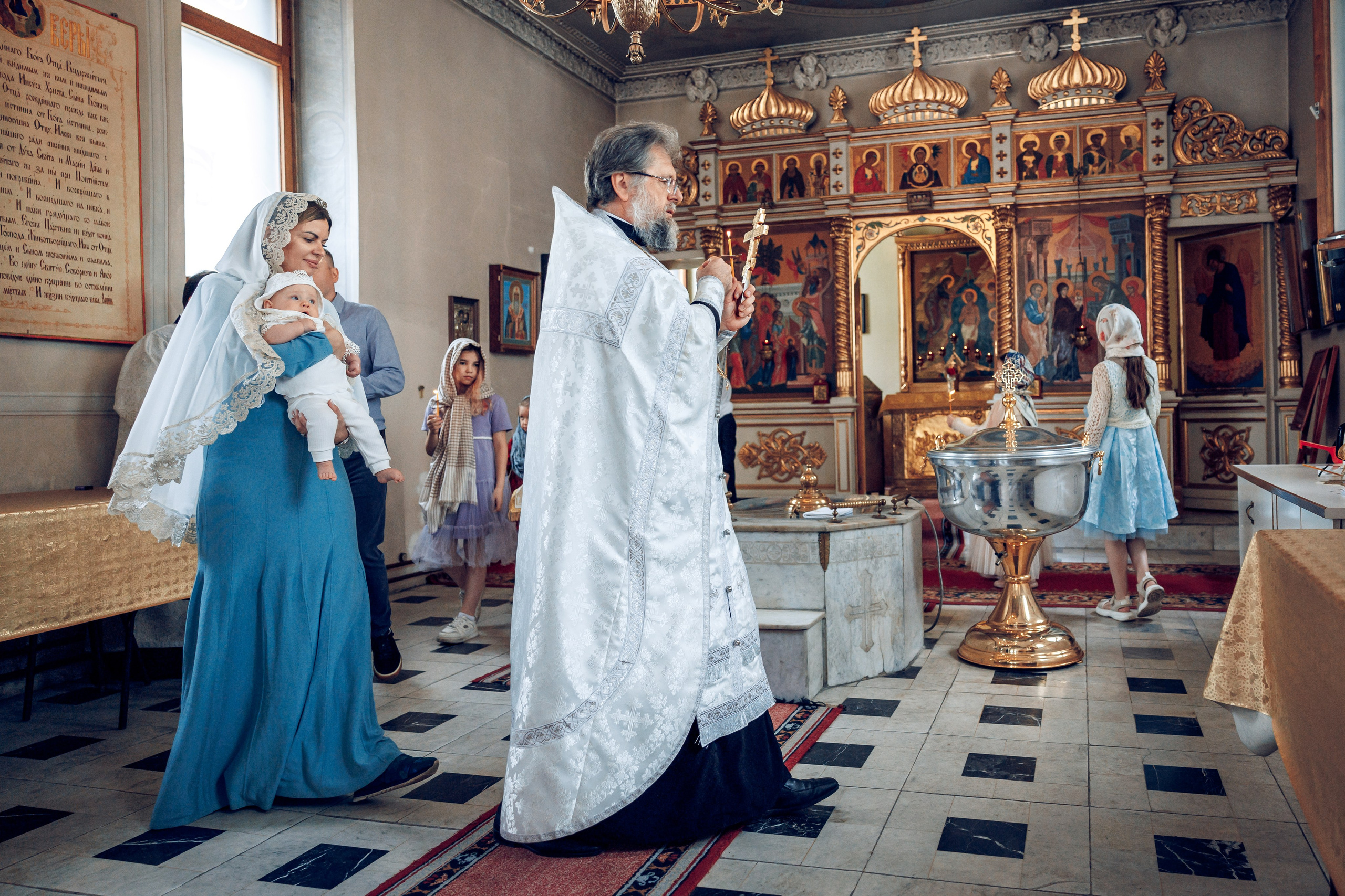 Крещение в Елоховском Богоявленном соборе. Профессиональный фотограф в Москве и Мо Мария Шантарёва