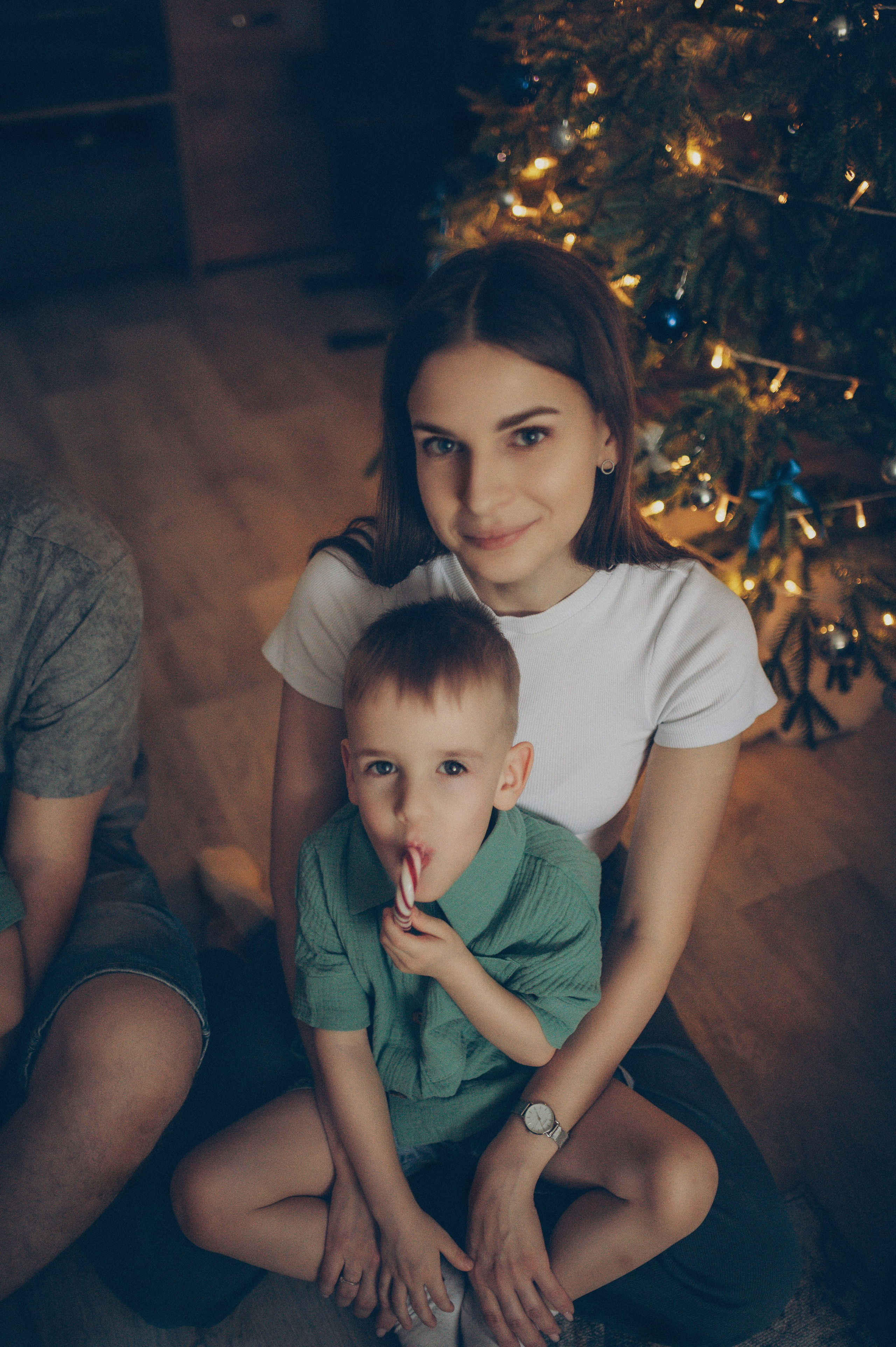 Миша и Тимофей (новогодняя домашняя). Фотограф, г. Лесной Свердловской области