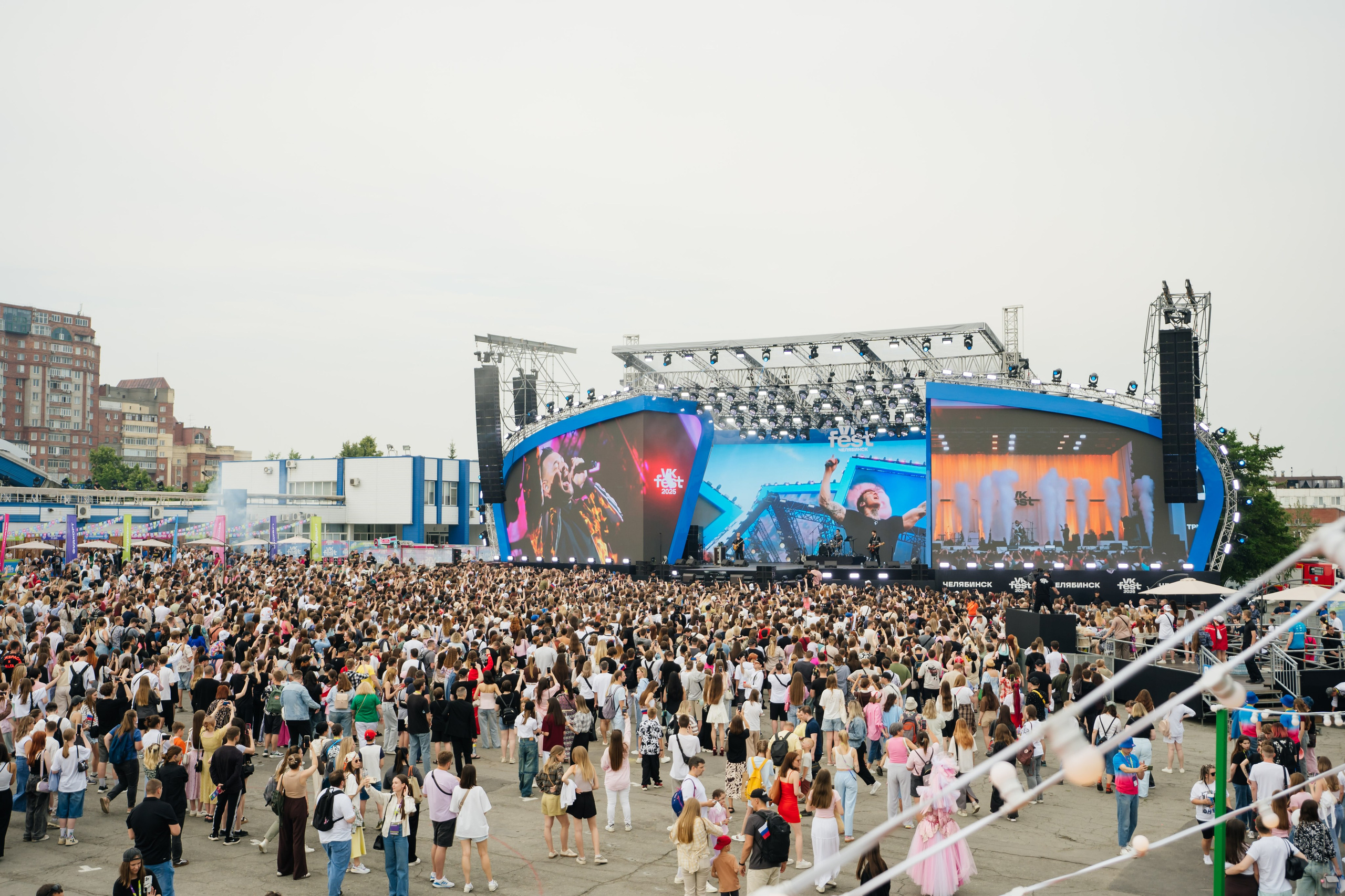 Пятерочка на VK фесте. Видеограф и Фотограф в Челябинске Ксения и Владимир Рюмины