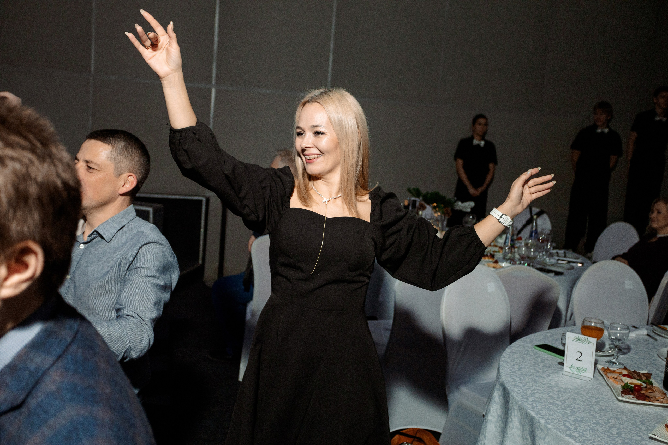 РЕПОРТАЖ: НОВЫЙ ГОД В ДК МЕТАЛЛУРГ. Профессиональный фотограф в Ижевске Леша Петров