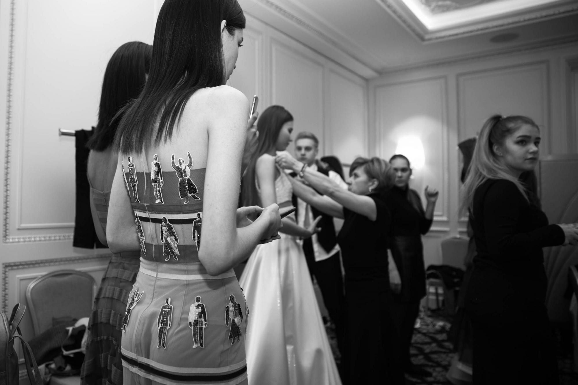 ВАЛЕНТИН ЮДАШКИН. Prêt-a-porter SS2018 SUPREMUS. Backstage. Свадебный фотограф в Санкт‑Петербурге Елена Пчельникова