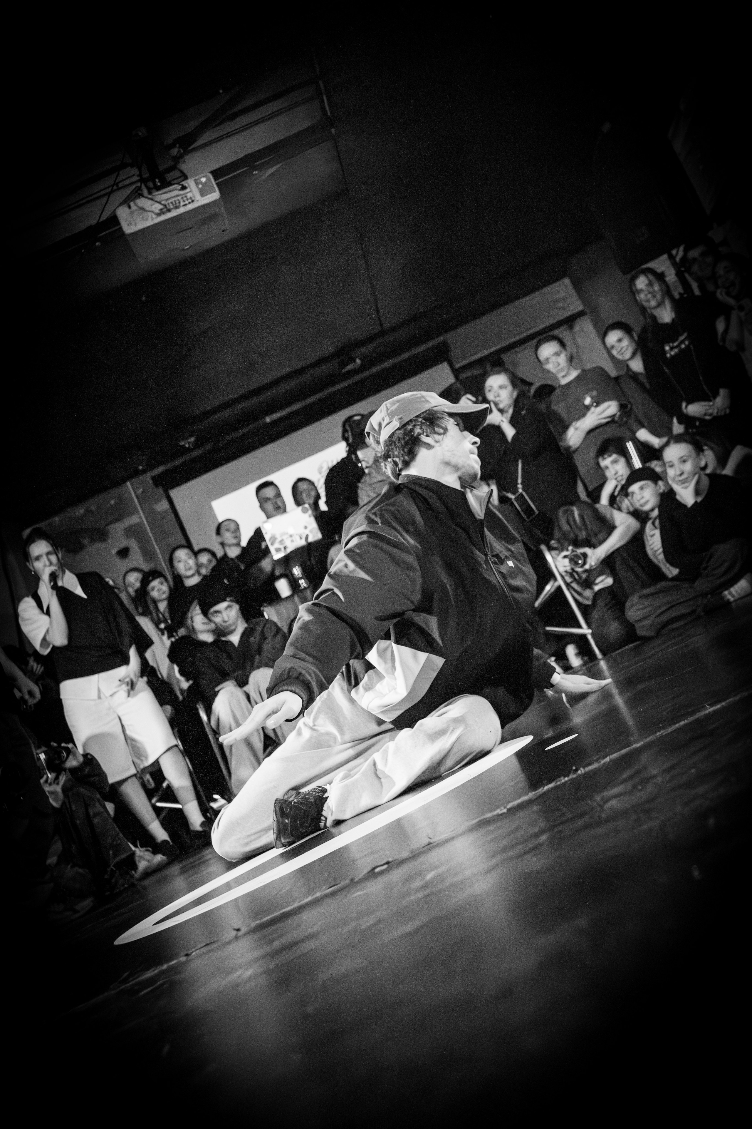 ODD BATTLE 04/05 (@youlovebu). Соня бу тебя сфоткала