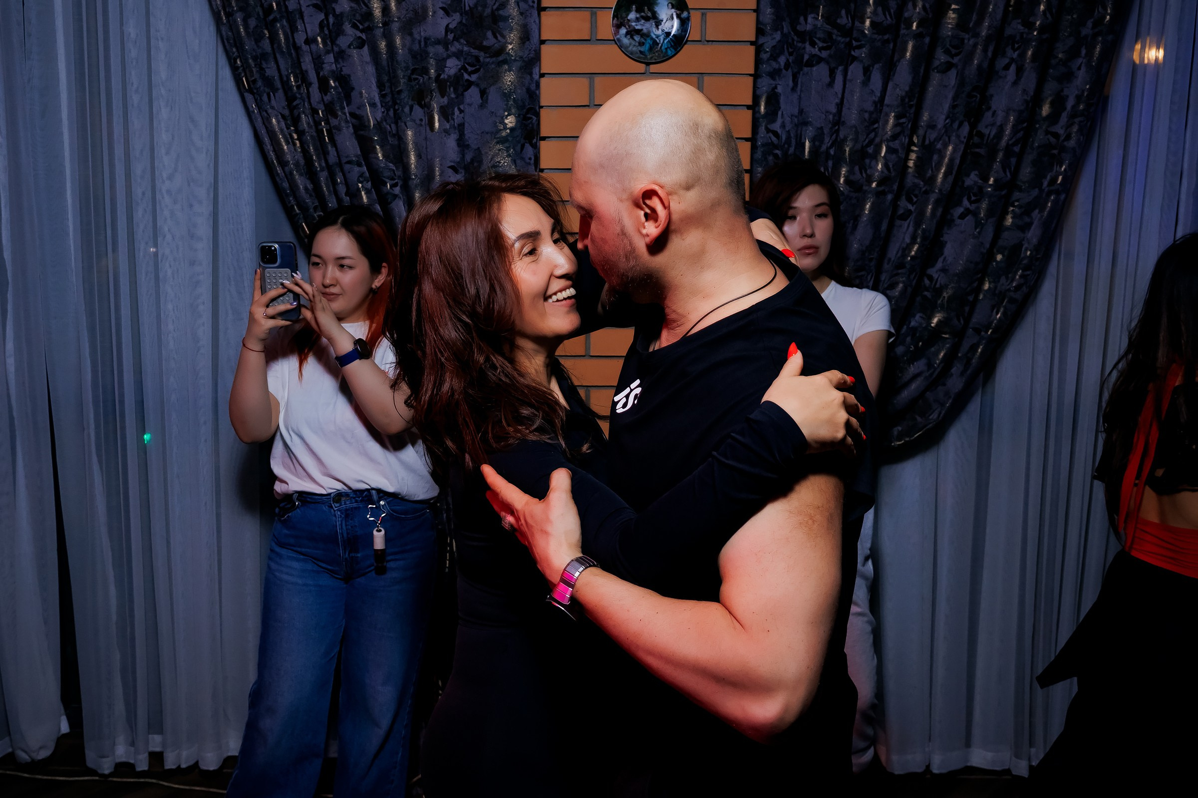 Bachata party. Репортажный фотограф в Алматы Каюпов Сержан