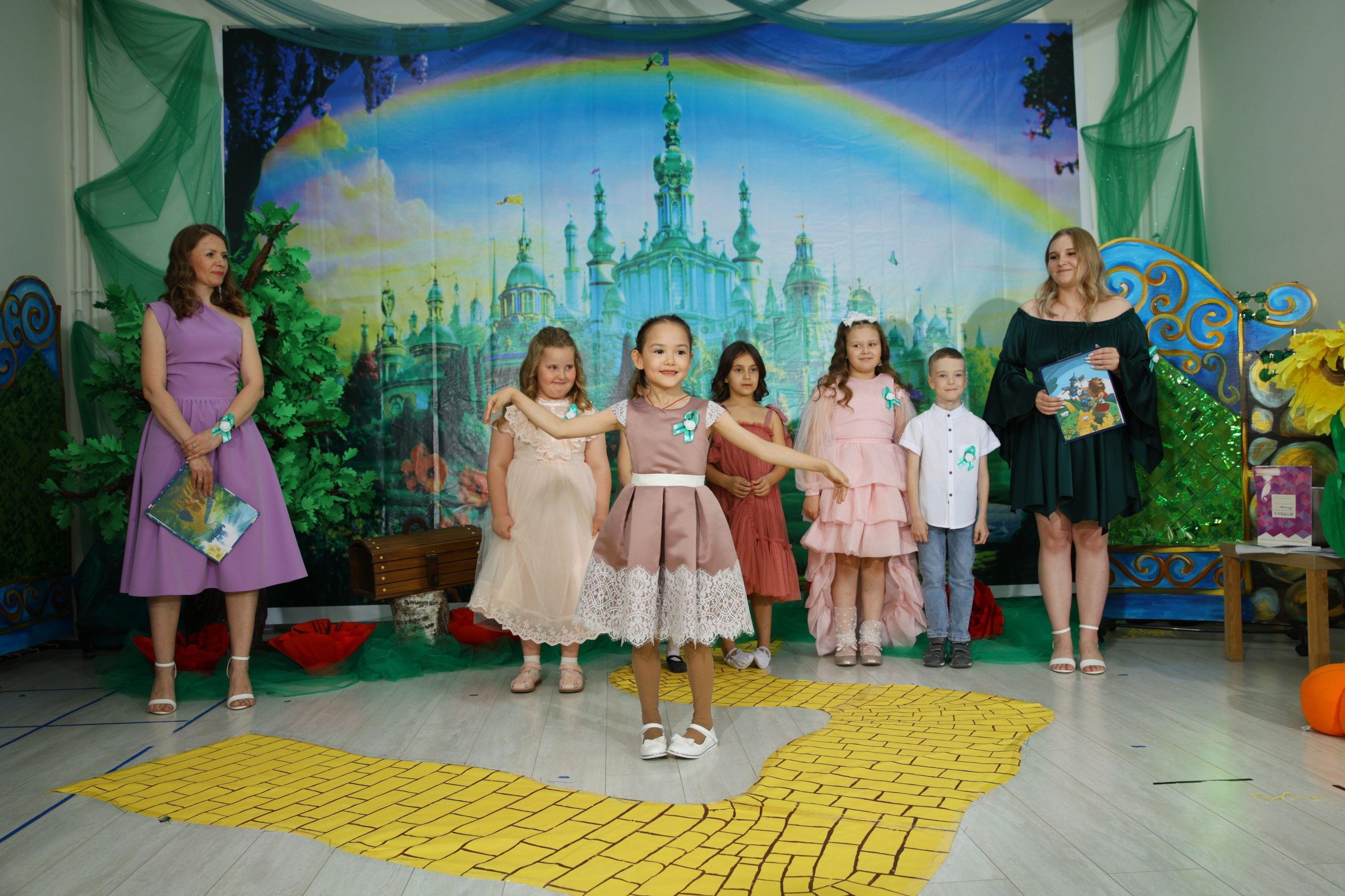 Сами с Усами, утренник в детсаду