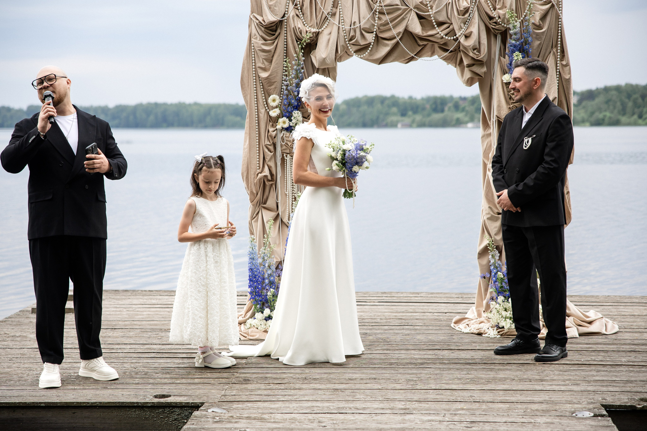 V&N. Свадебный фотограф в Иваново Гитарина Черняева