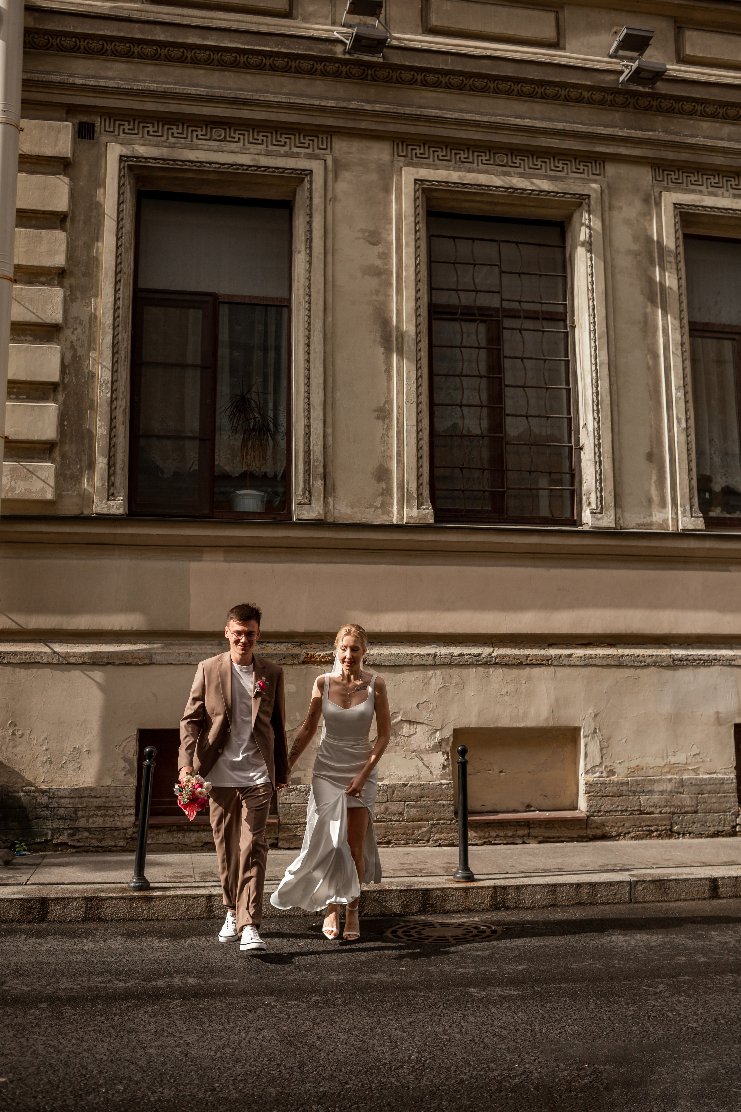 Свадебная фотосессия во дворцах Петербурга. Свадебный фотограф Кирилл Белый
