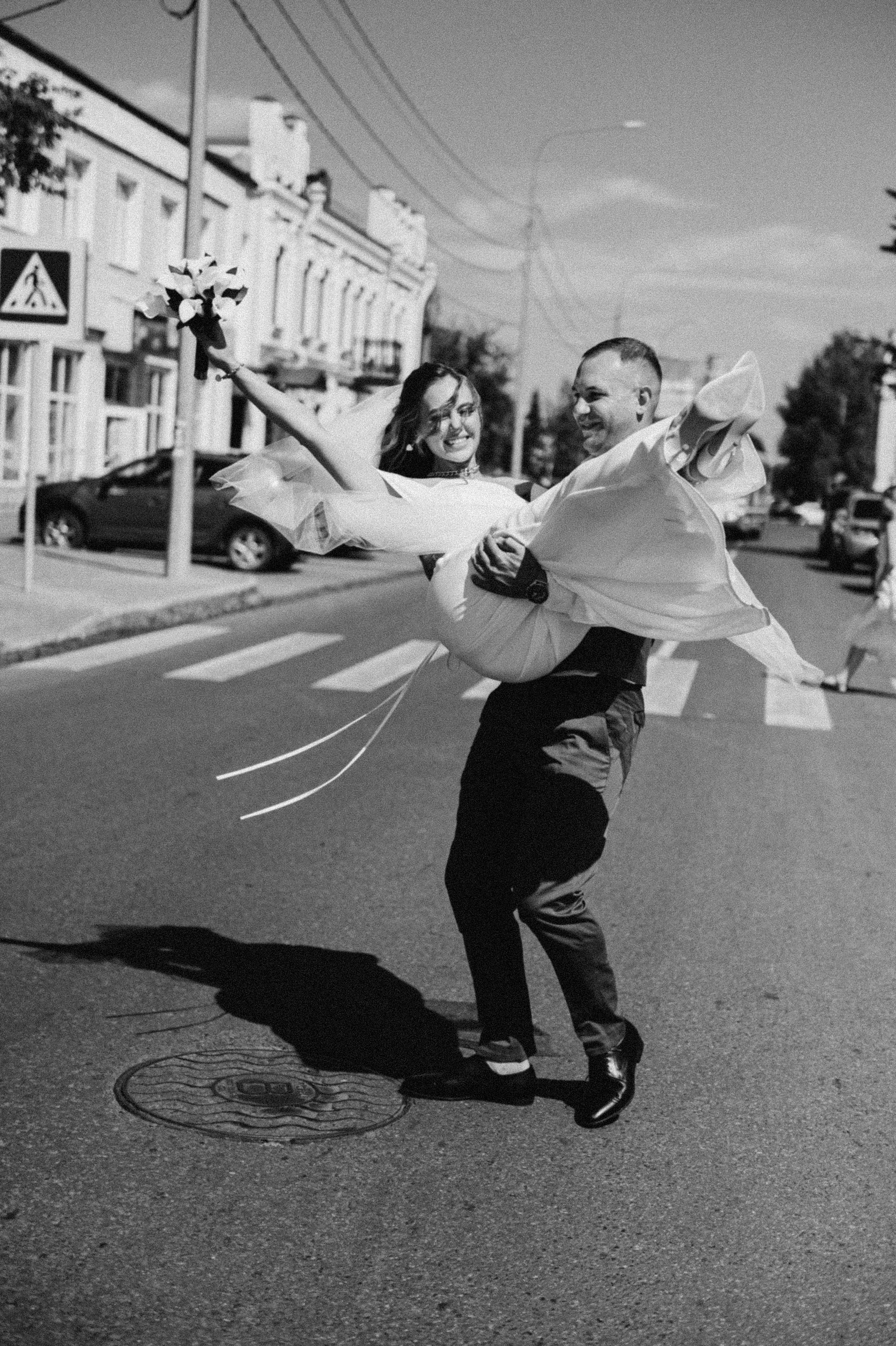 Свадебные фотографии. Фотограф в Барнауле Дарья Бутурлакина. Люби.Цени.Касайся