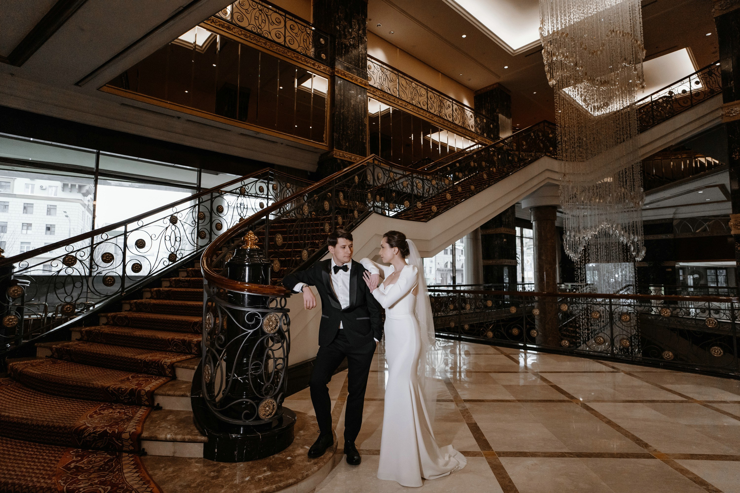 Фотосессия свадьбы в Lotte Plaza. Свадебный и семейный фотограф в Москве Светлана Зоткина