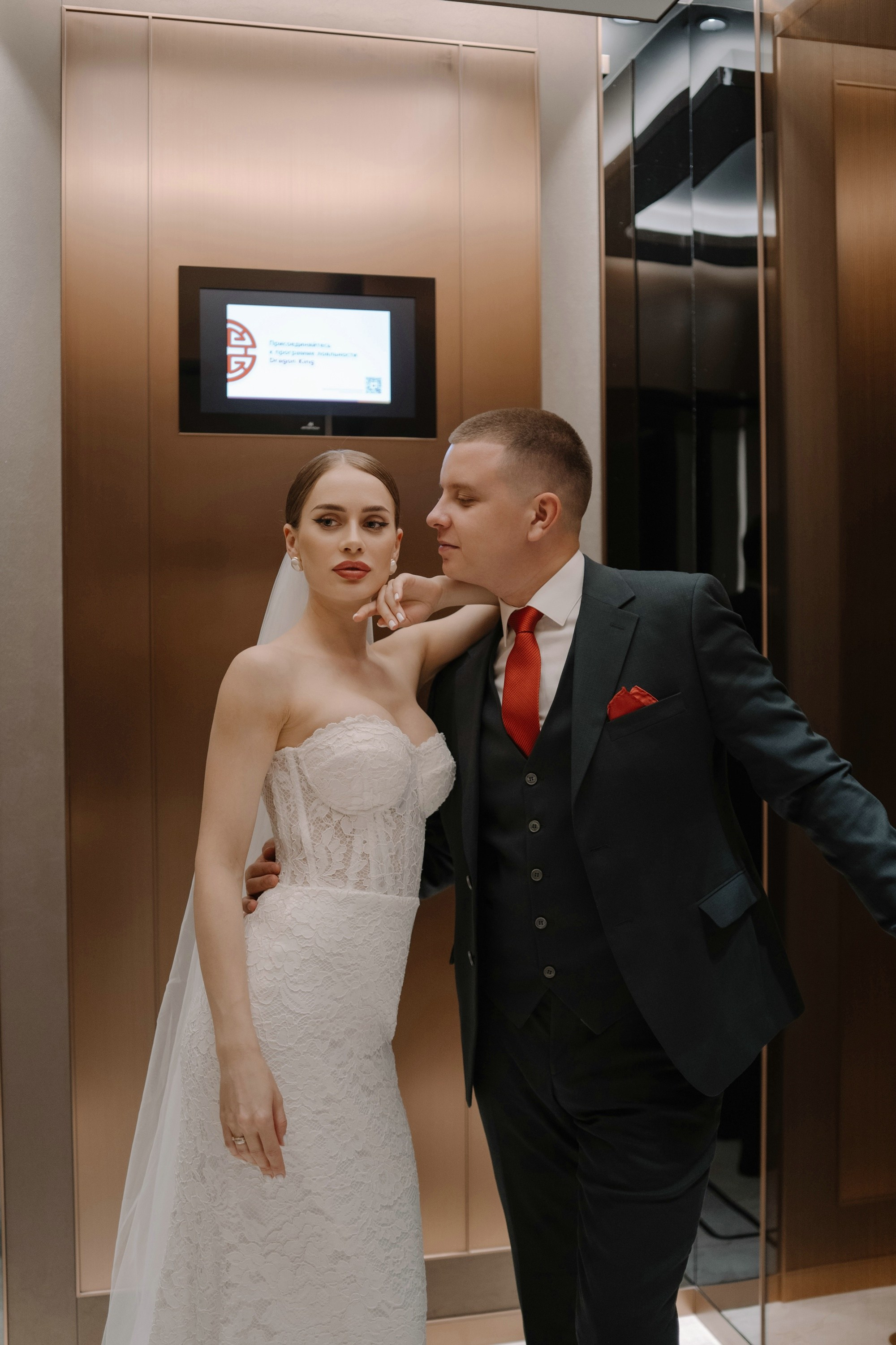 Свадебная фотосессия в Soluxe hotel Moscow. Свадебный и семейный фотограф в Москве Светлана Зоткина